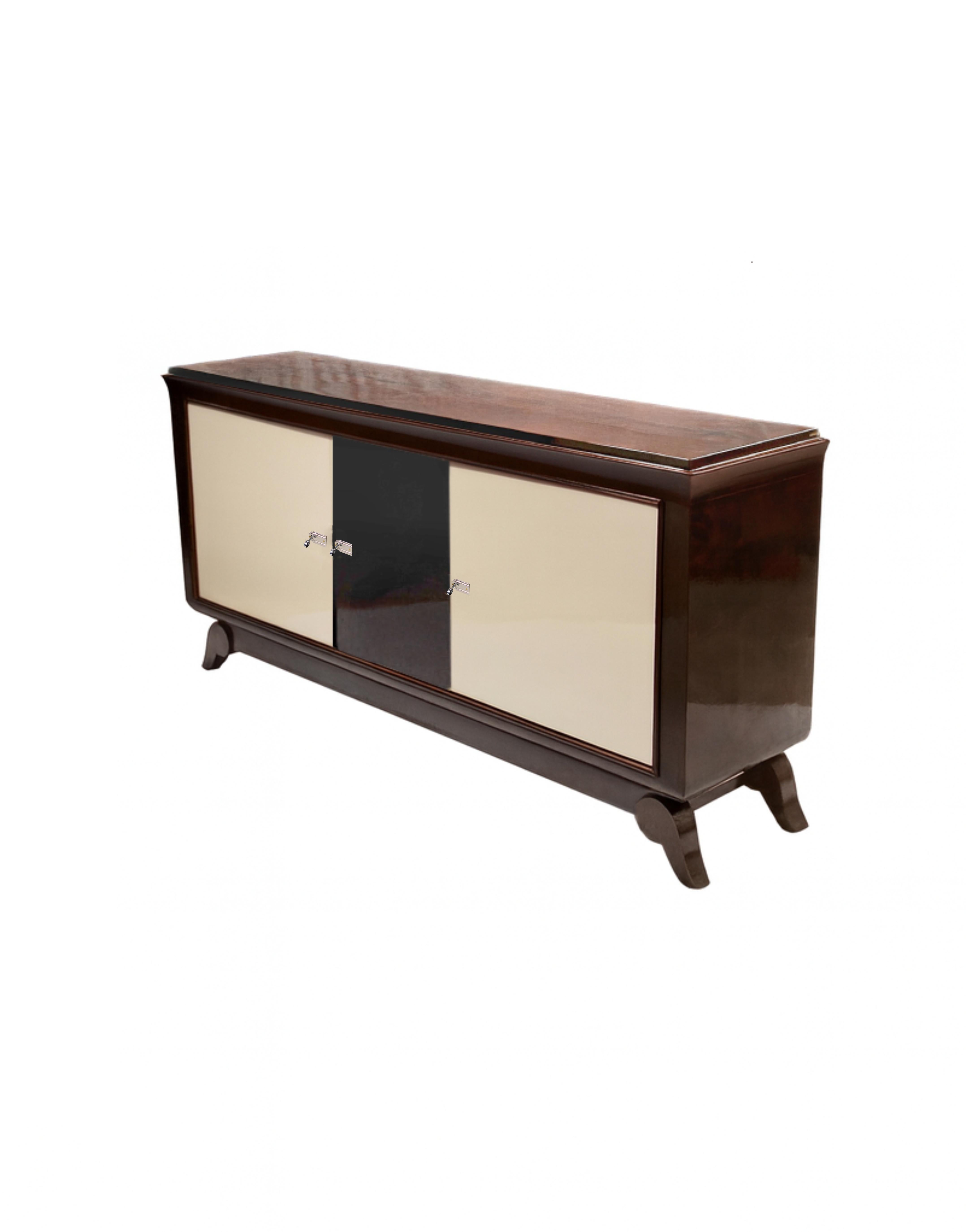 Art Deco Dreitürige Kredenz in Weiß, 20. Jahrhundert (Art déco) im Angebot