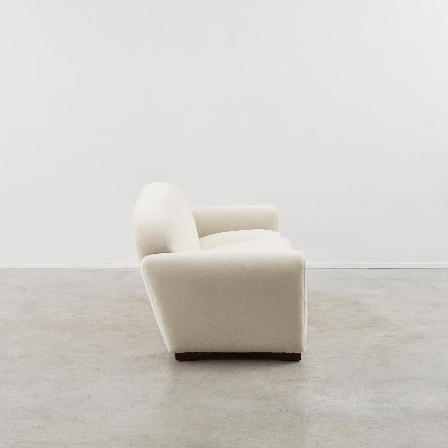 Art Deco Three-seater club sofa - France, 1930s In Excellent Condition For Sale In London, GB