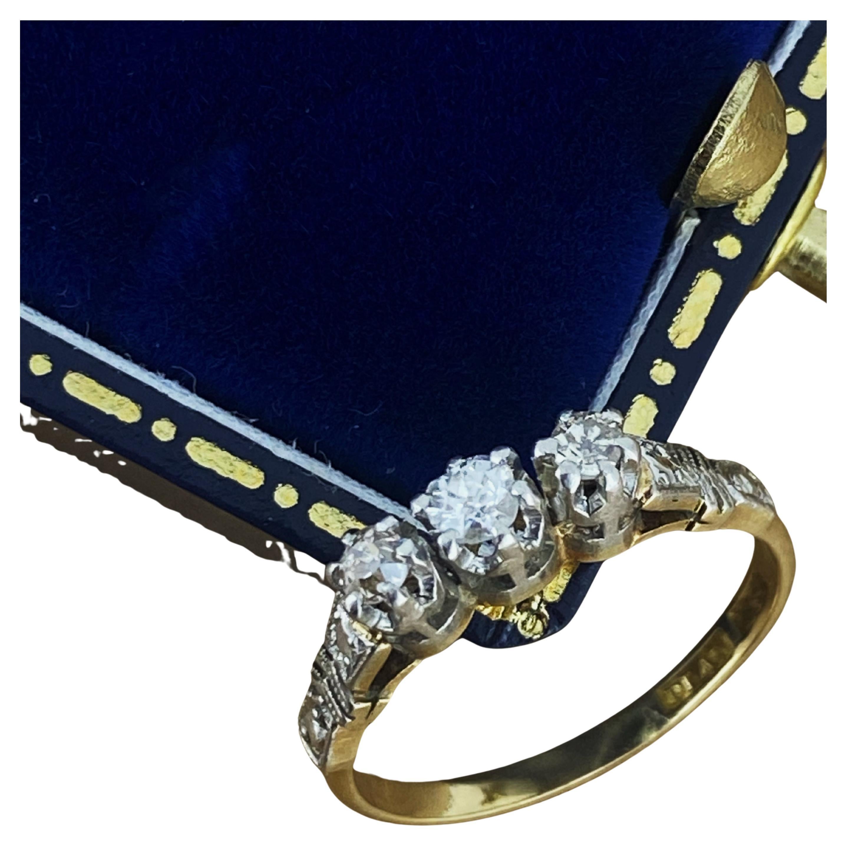 Art-Deco Three-Stone 0.30ct Old European Cut Diamond Ring in Platinum & 18K Gold