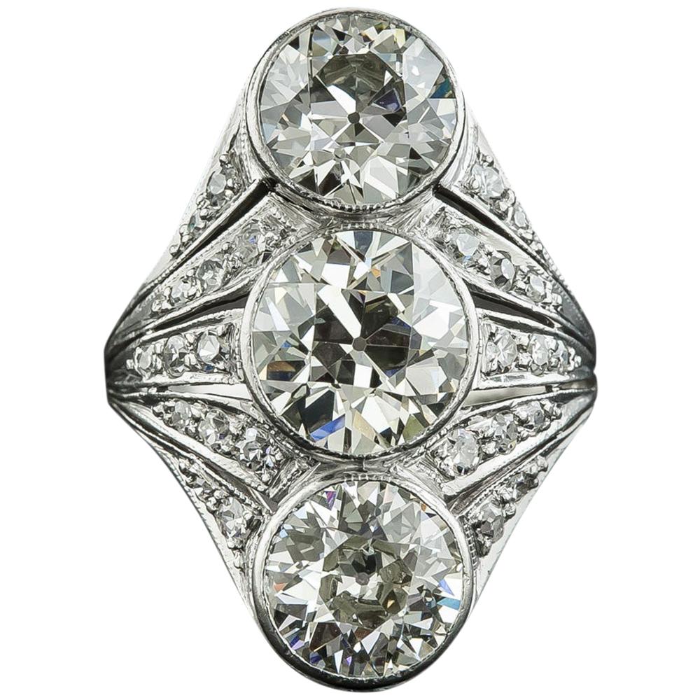 Art Deco Three-Stone Diamond Dinner Ring For Sale