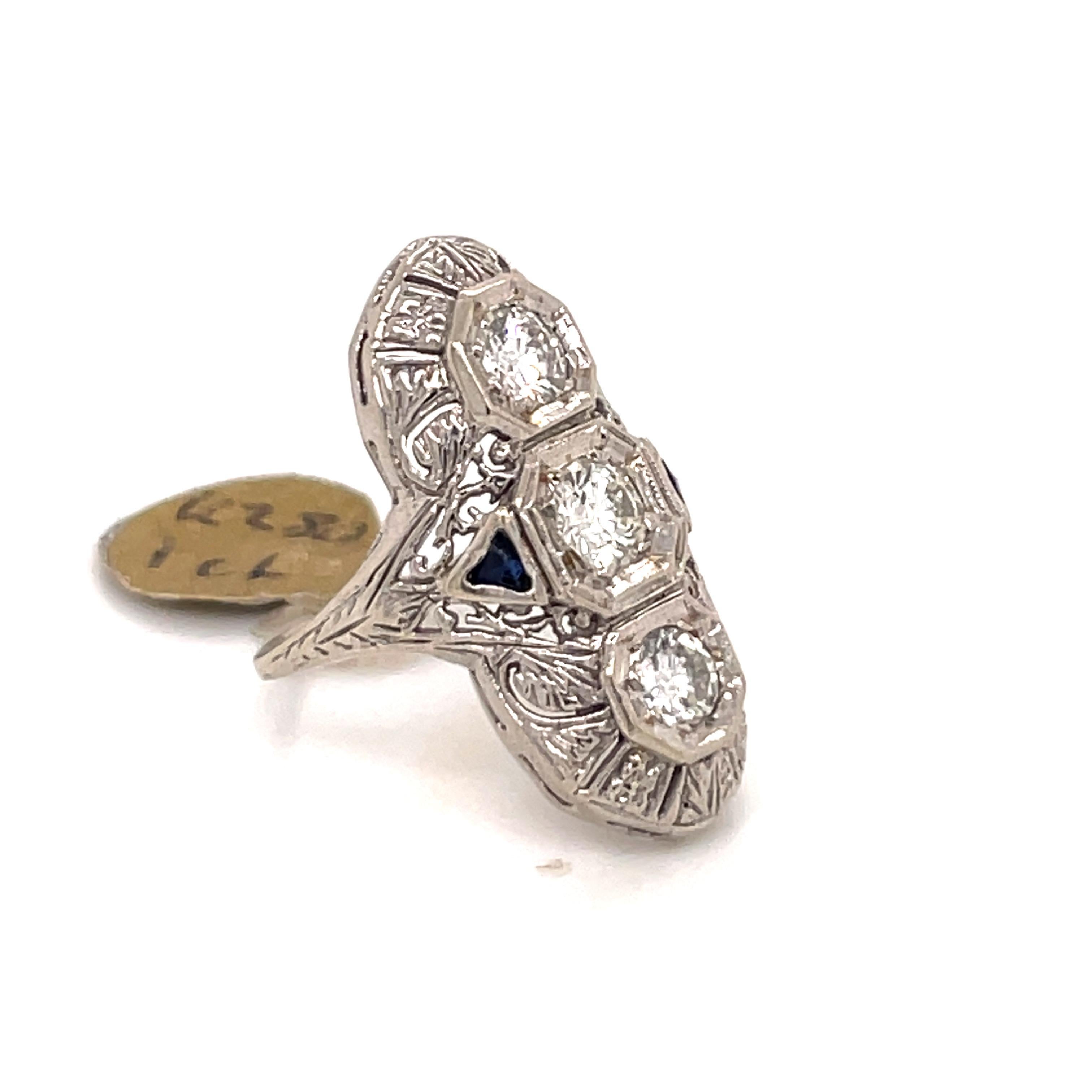 Round Cut Art Deco Three Stone Diamond Filigree Ring 1 Carat 14 Karat White Gold 5.1 Grams For Sale