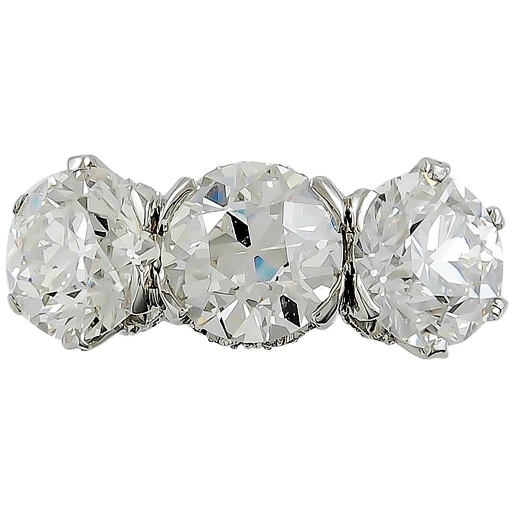 Art Deco Three Stone Diamond Platinum Ring For Sale