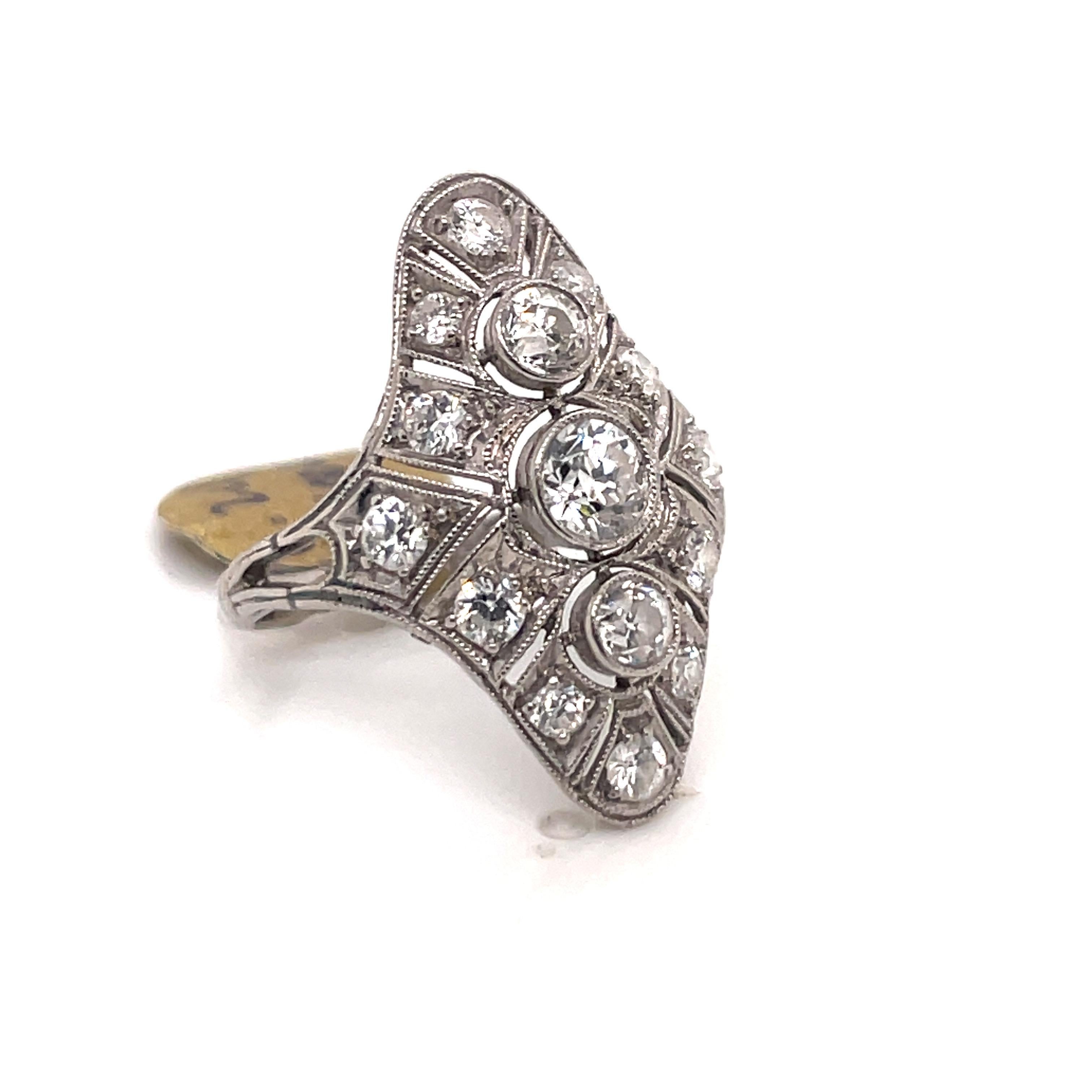 Art Deco Three Stone Filigree Ring 1.20 Carats Platinum 4.2 Grams In Excellent Condition For Sale In New York, NY