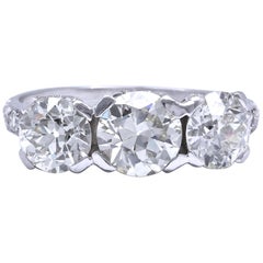 Art Deco Three-Stone Old European Cut Diamond Platinum Ring