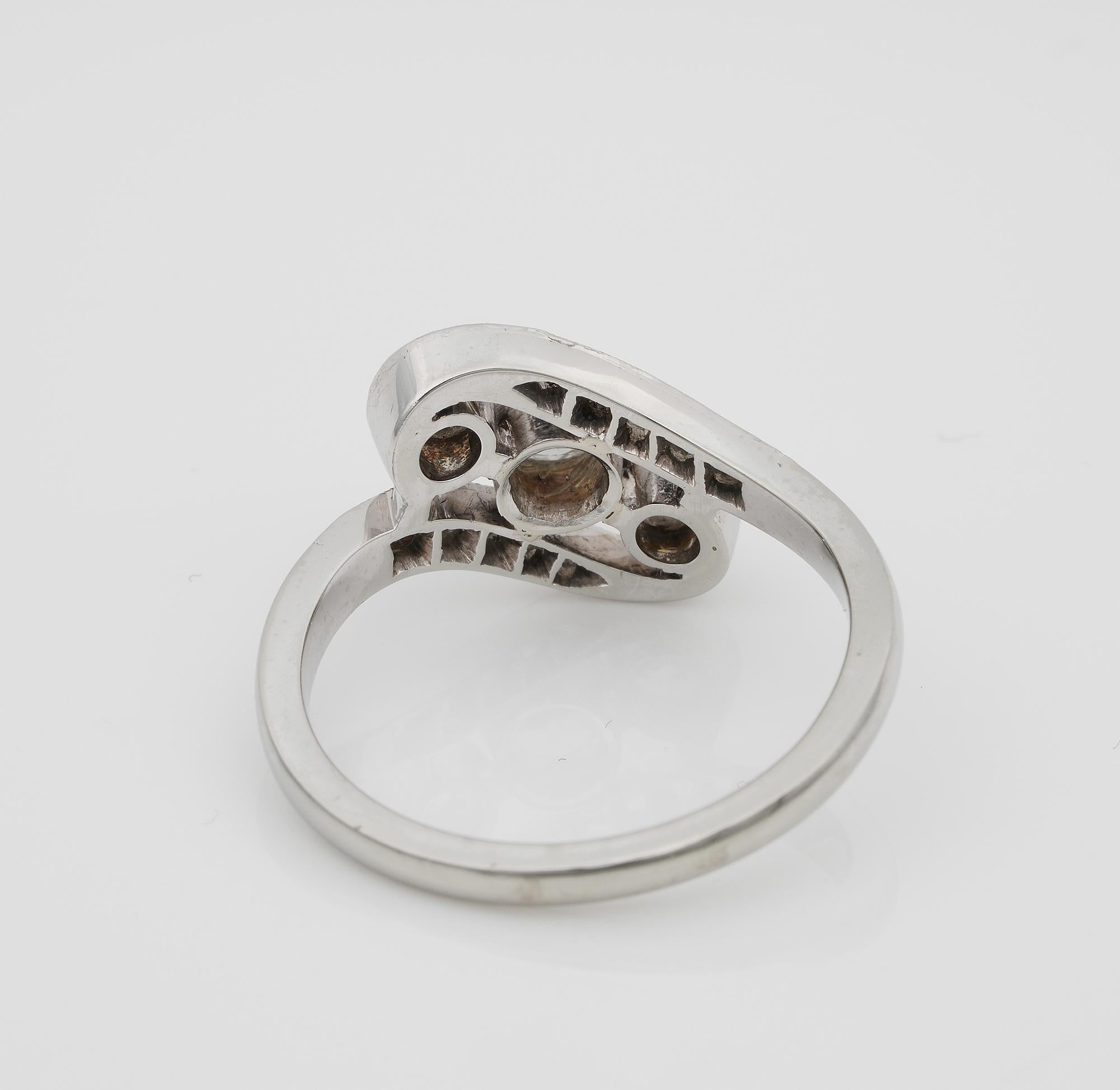 Art Deco Three Stone Twisted Ring 1.25 Ct Diamond For Sale 1