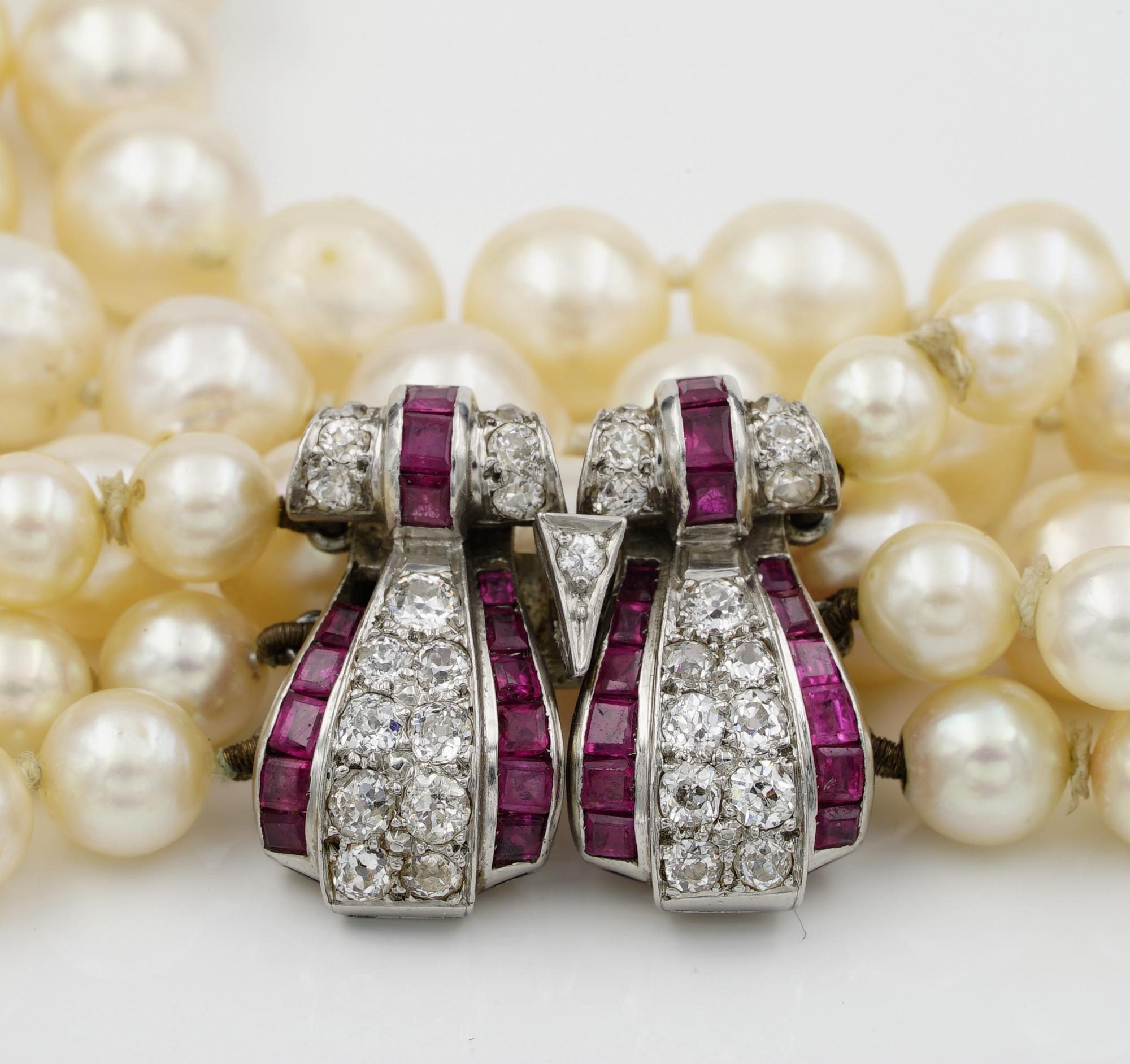 Art Deco Drei Strang Barock geformte Perlenkette Rubin Diamant Großer Verschluss im Angebot 2