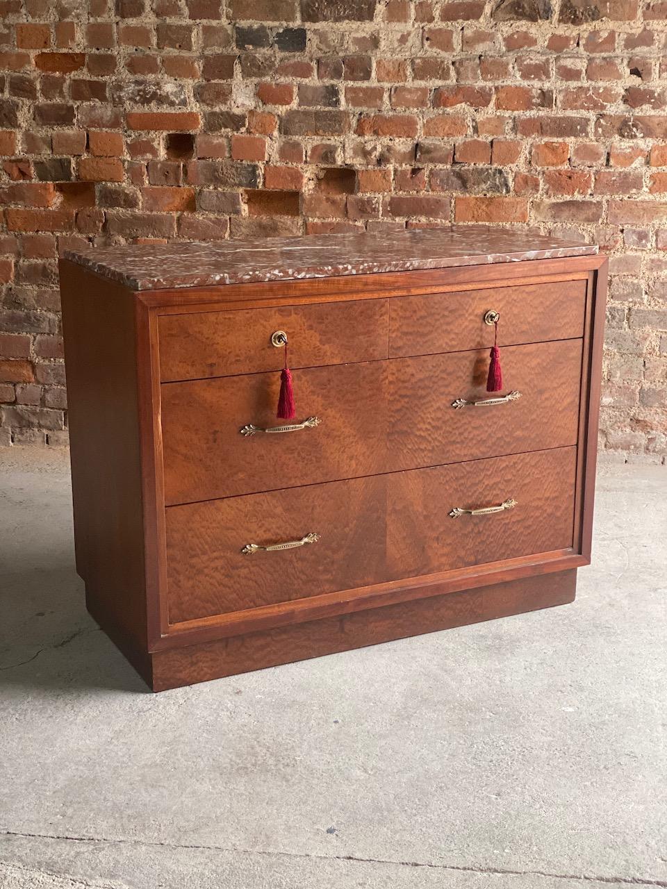 commode 1930