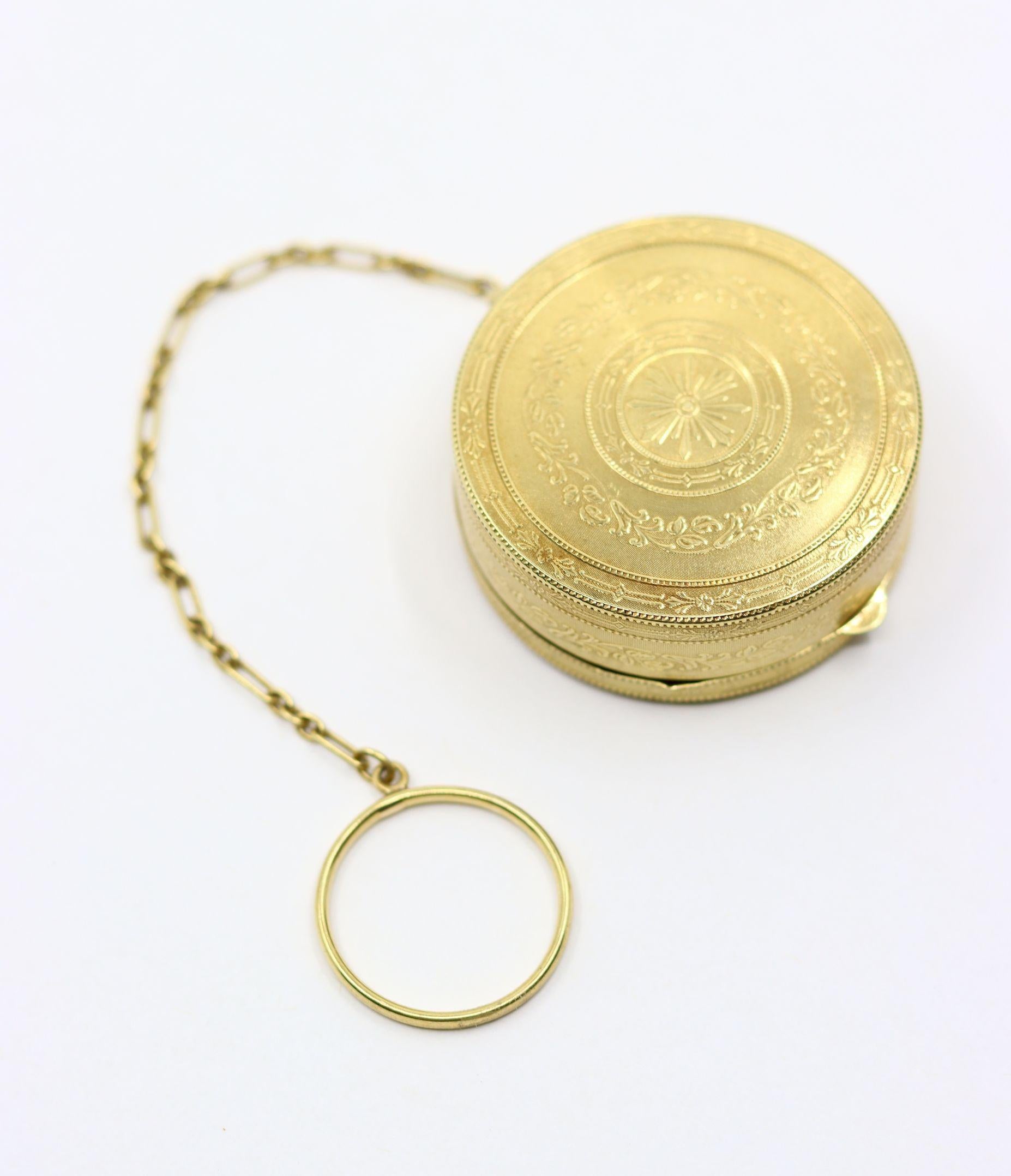 Portapillole Art Deco Tiffany & Co. in oro 14K con zaffiro e diamante in vendita 5