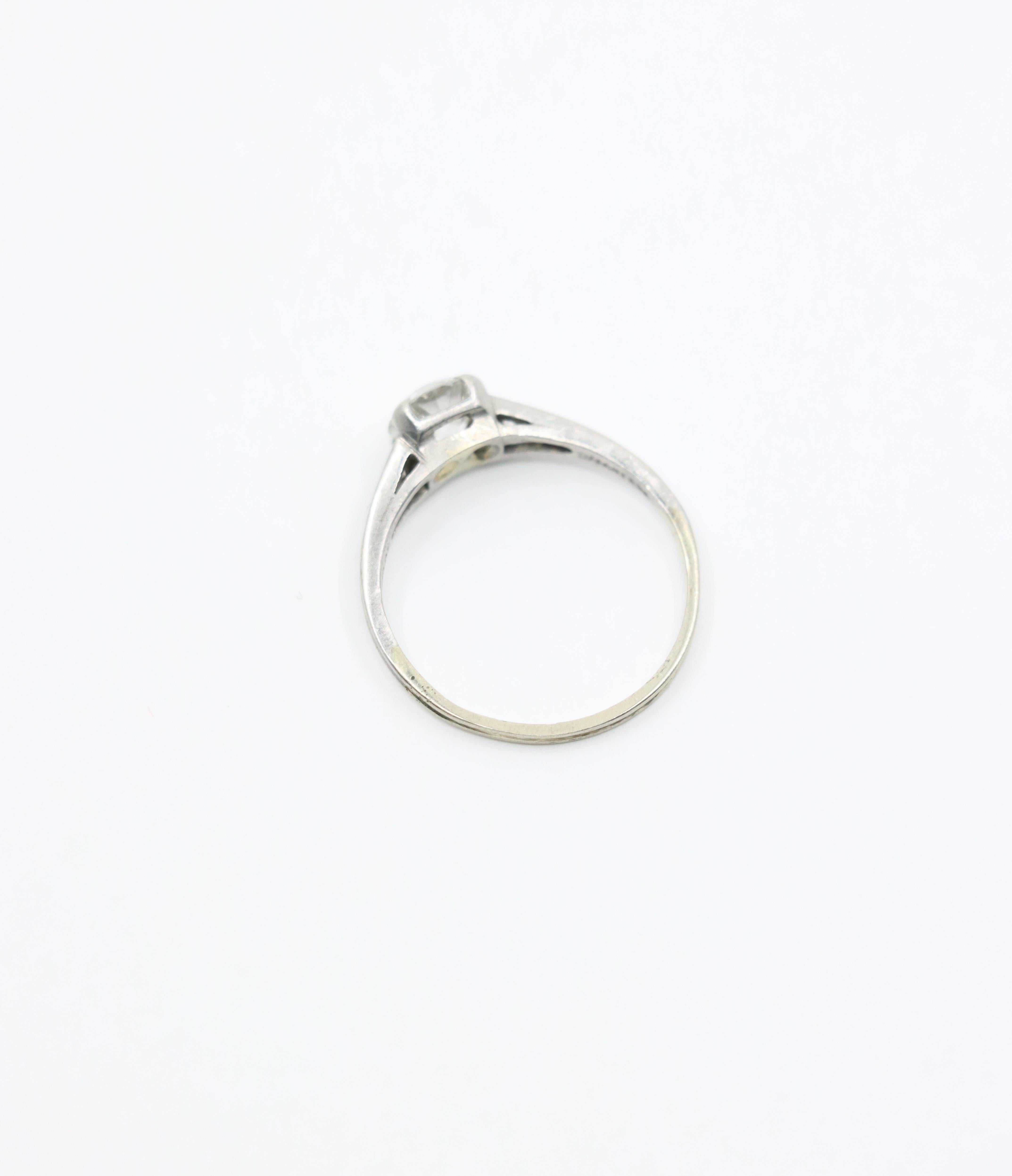 Art déco Tiffany & Co Platinum Diamond Ring en vente 2