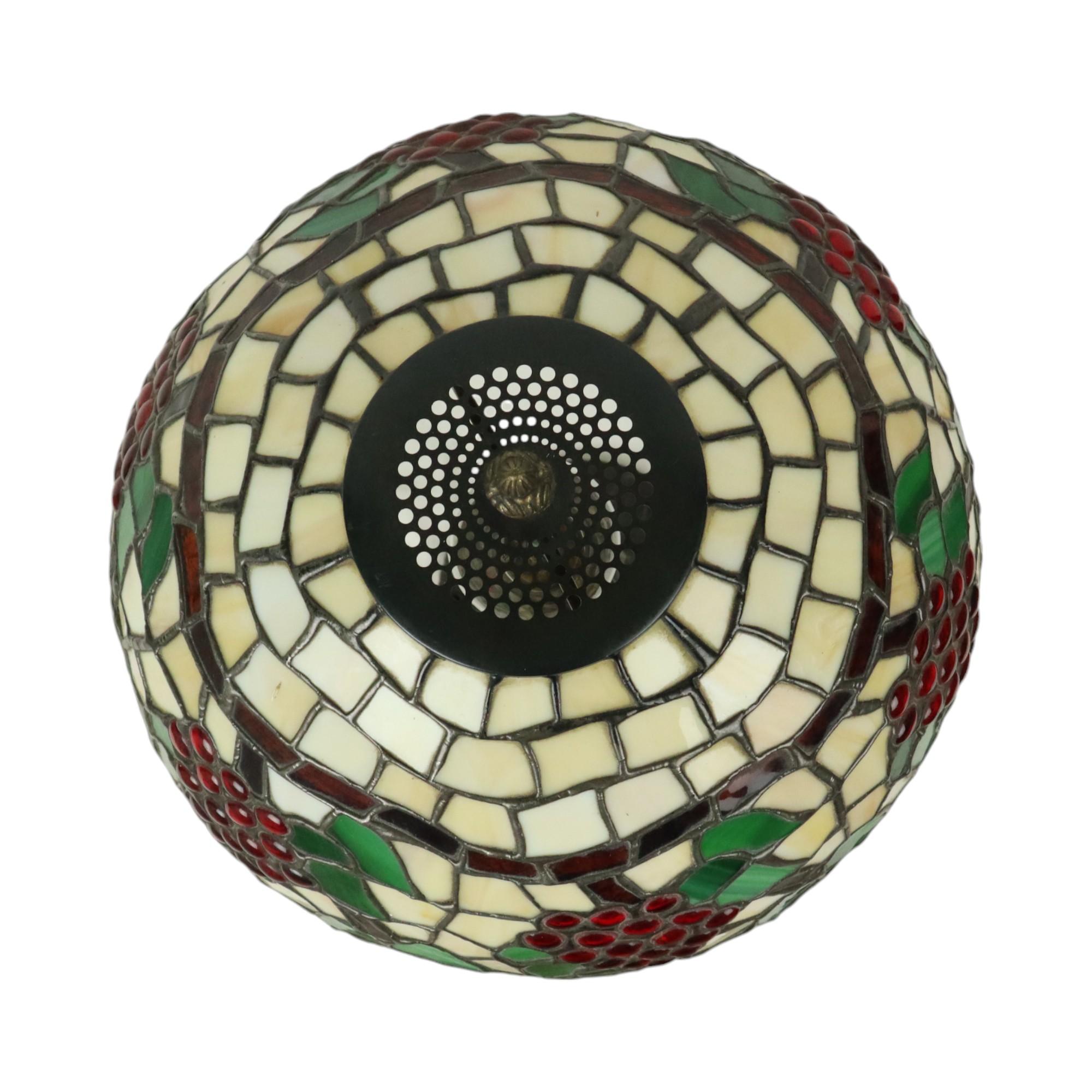 Art Deco Tiffany Style Table Lamp with Organic Base from the 1970s In Good Condition For Sale In Poperinge, BE