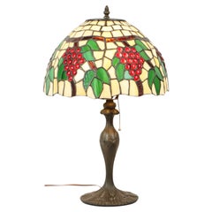 Lampada da tavolo in stile Art Déco Tiffany con base organica degli anni '70