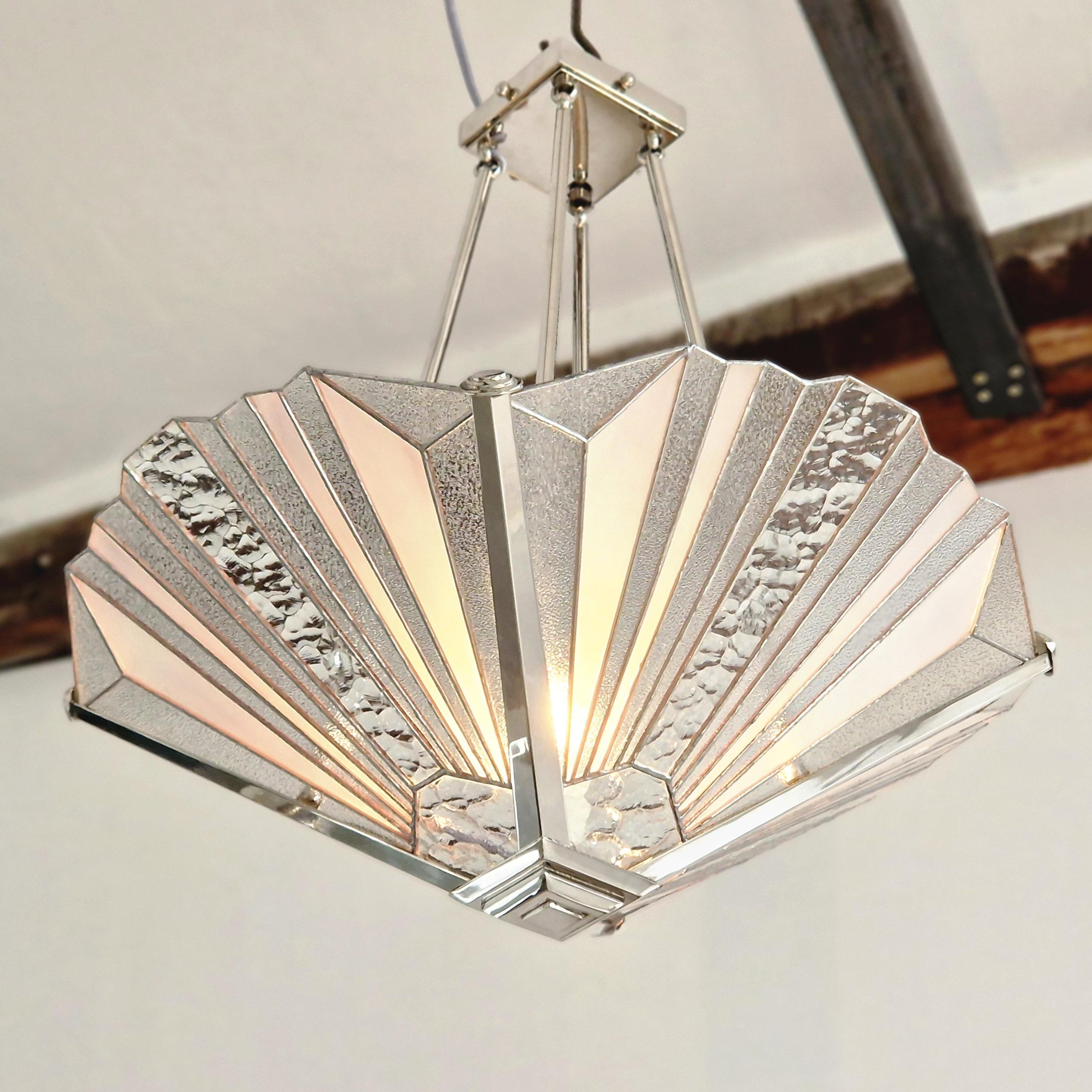 Hand-Crafted Art Deco Vitrail chandelier with Nickel Finish Bronze For Sale