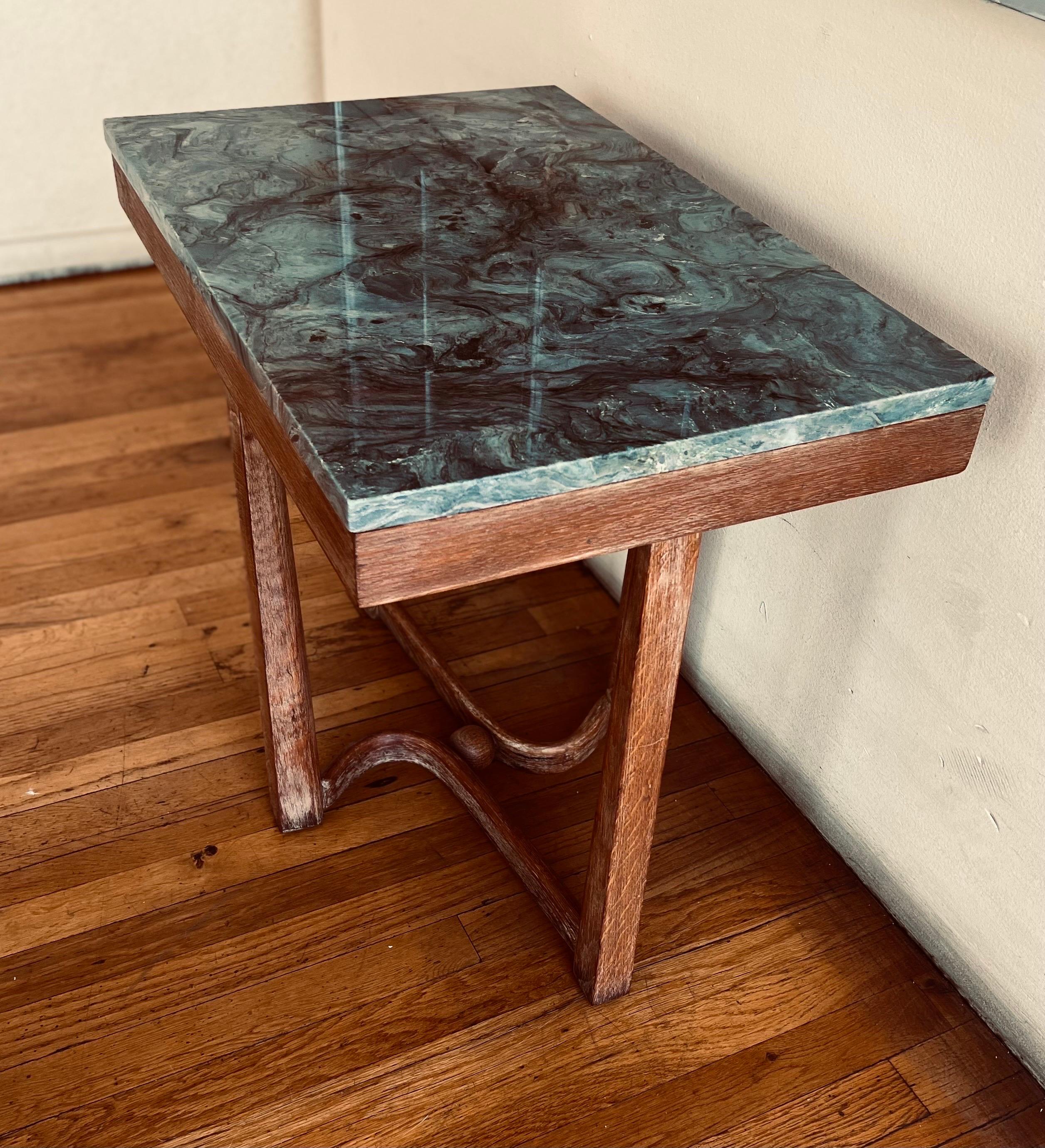 Art Deco Tiger Oak Cocktail End Table with Marble Top In Good Condition For Sale In San Diego, CA