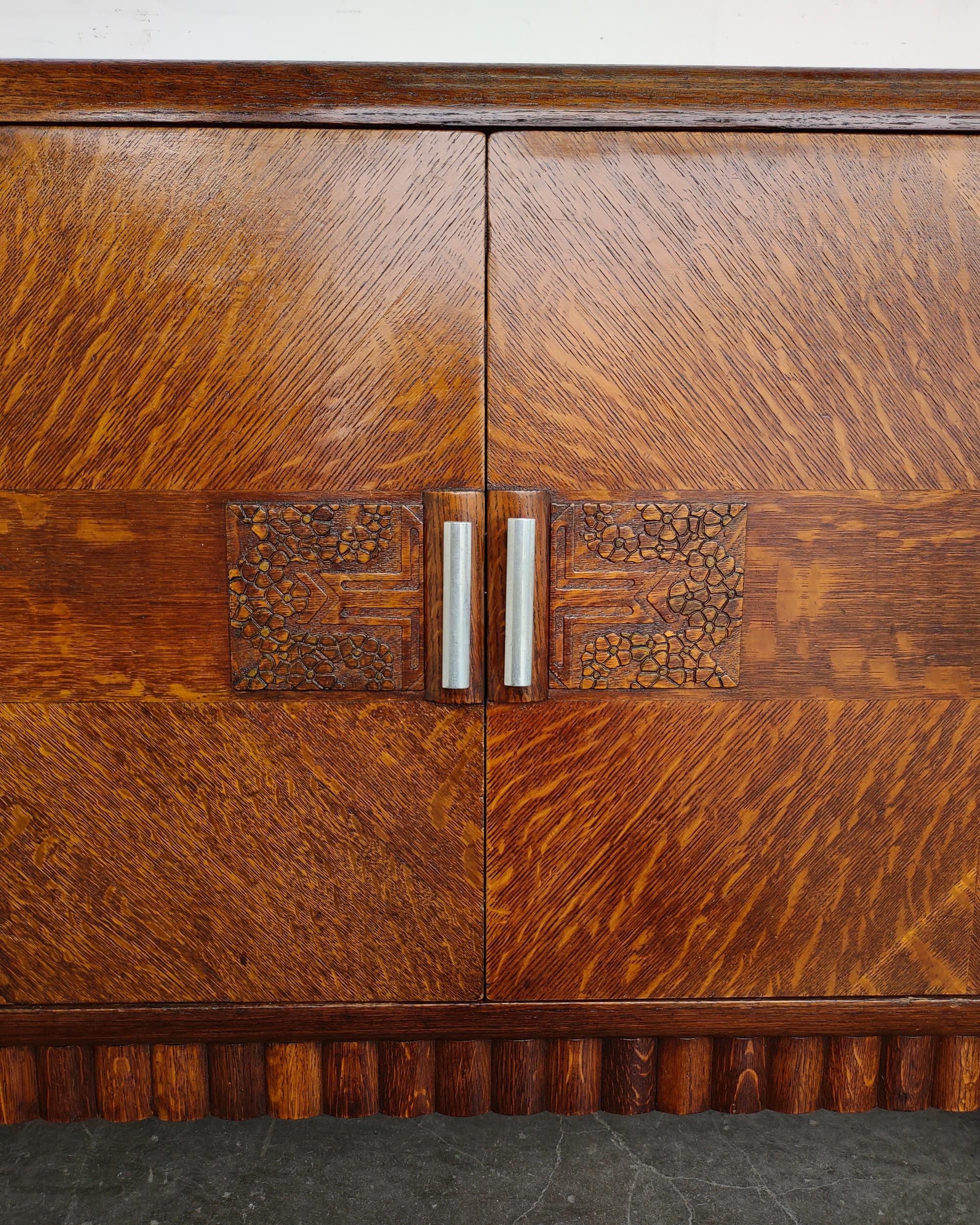 Unknown Art Deco Tiger Oak Wood Cabinet Buffet Sideboard Antique, 1930s
