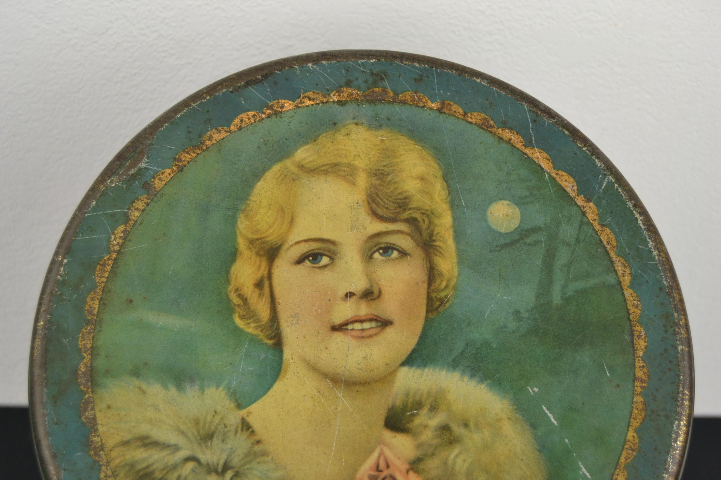 Belgian Art Deco Tin with Lady with Stola and Roses For Sale