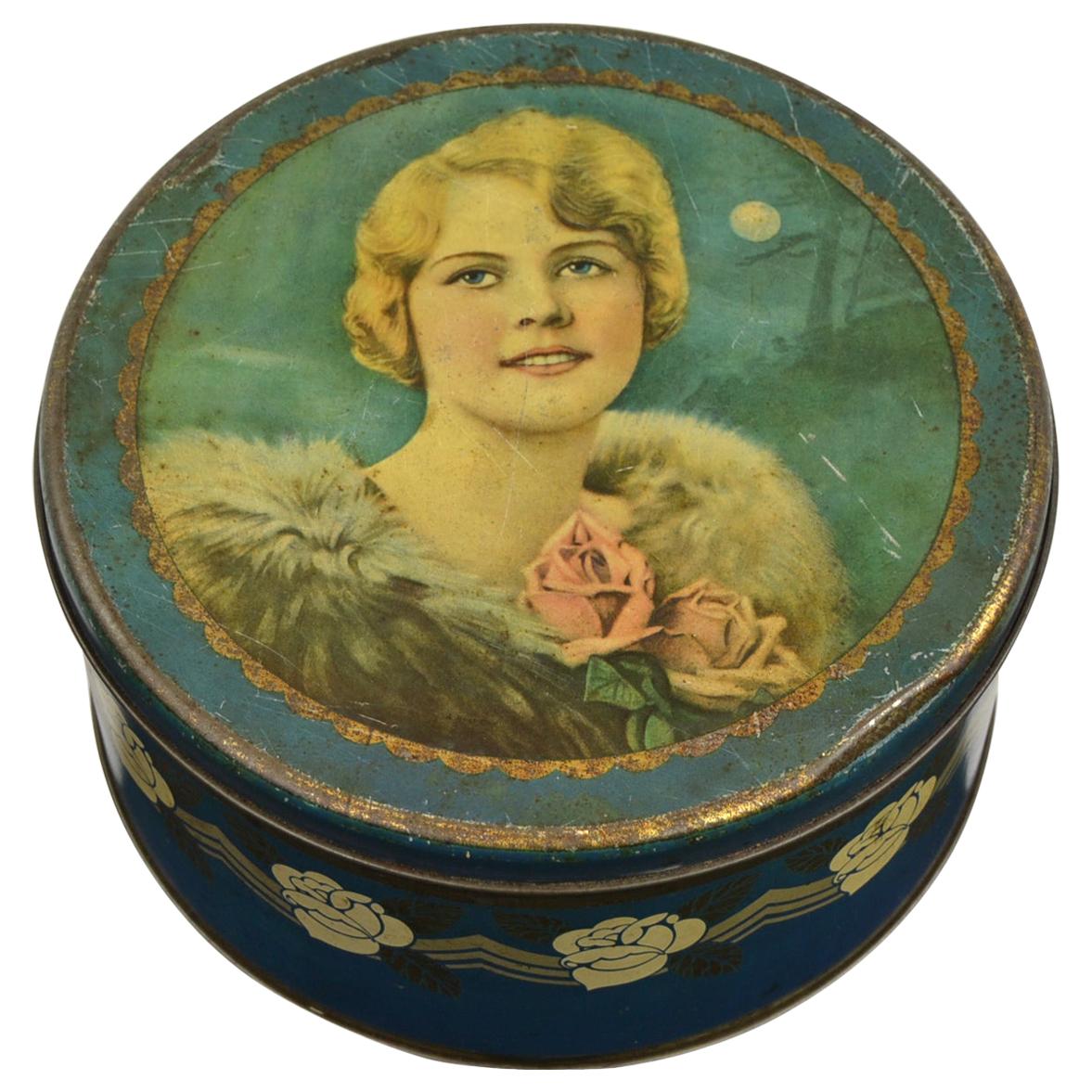 Art Deco Tin with Lady with Stola and Roses For Sale