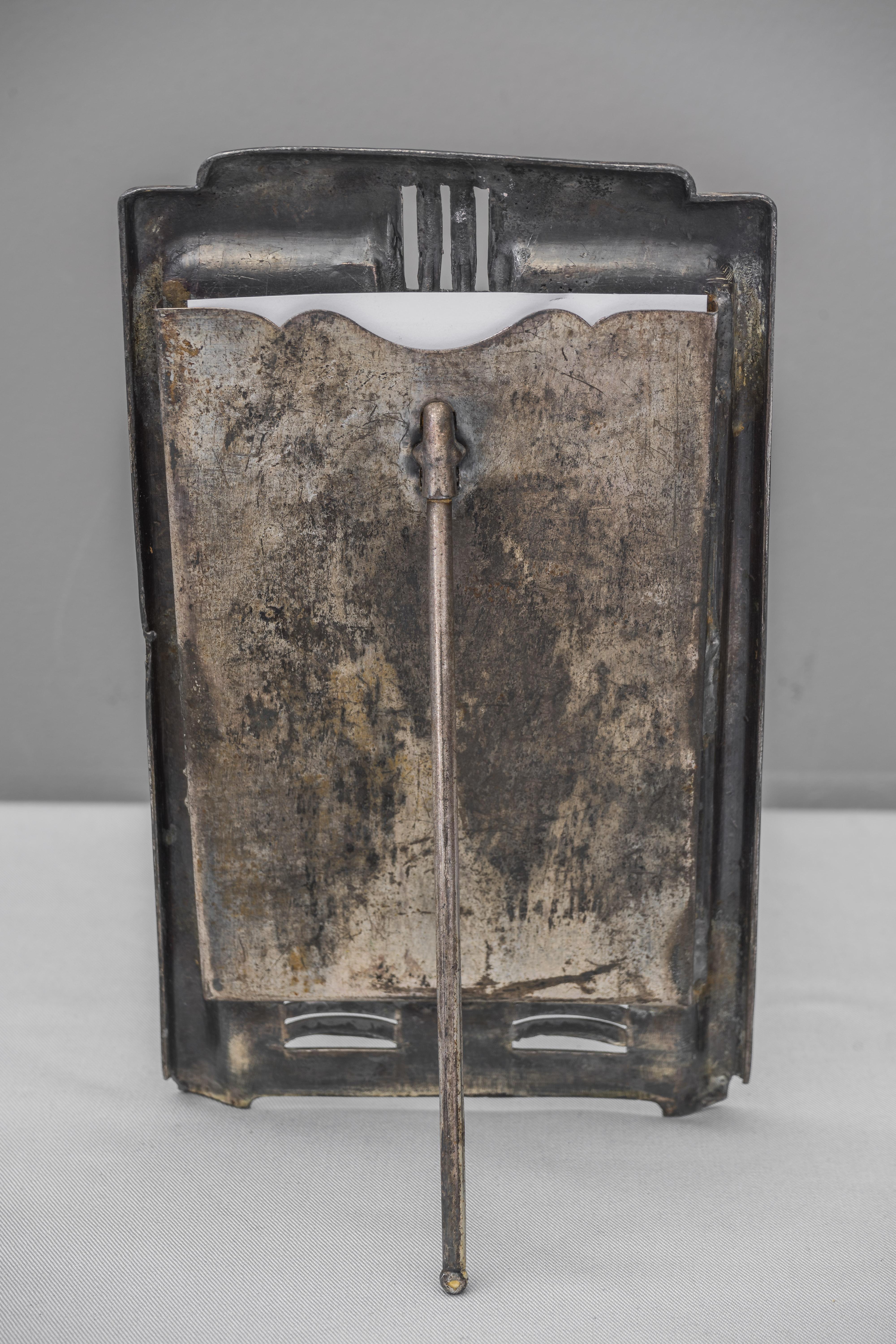 Early 20th Century Art Deco Tin Picture Frame, circa 1920s