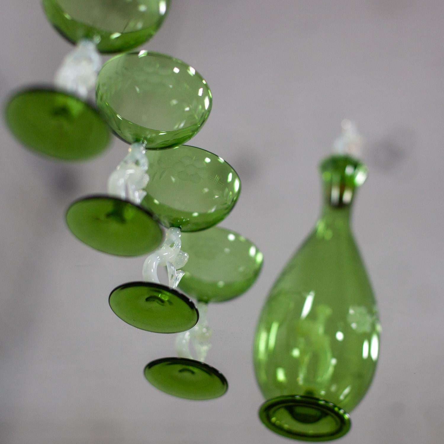 Set di vetri artistici austriaci da Art Deco ad Art Nouveau Bimini Glass 1 decanter e 4 coupé in vendita 4