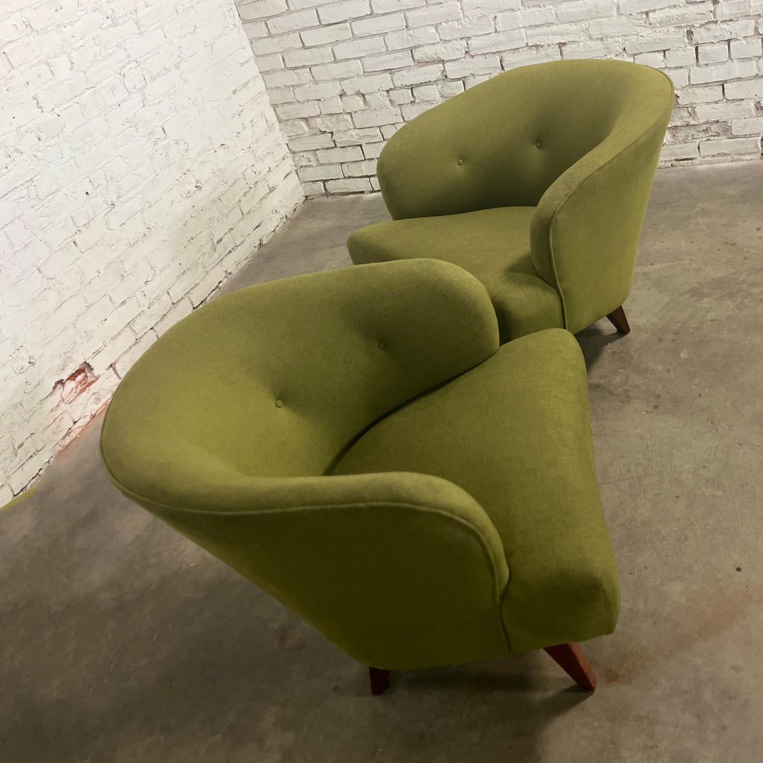 Ein Paar Art-Déco- oder Loungesessel im MCM-Stil mit grünem Eimer- oder Fass-Akzent oder Barrel-Stil im Angebot 3