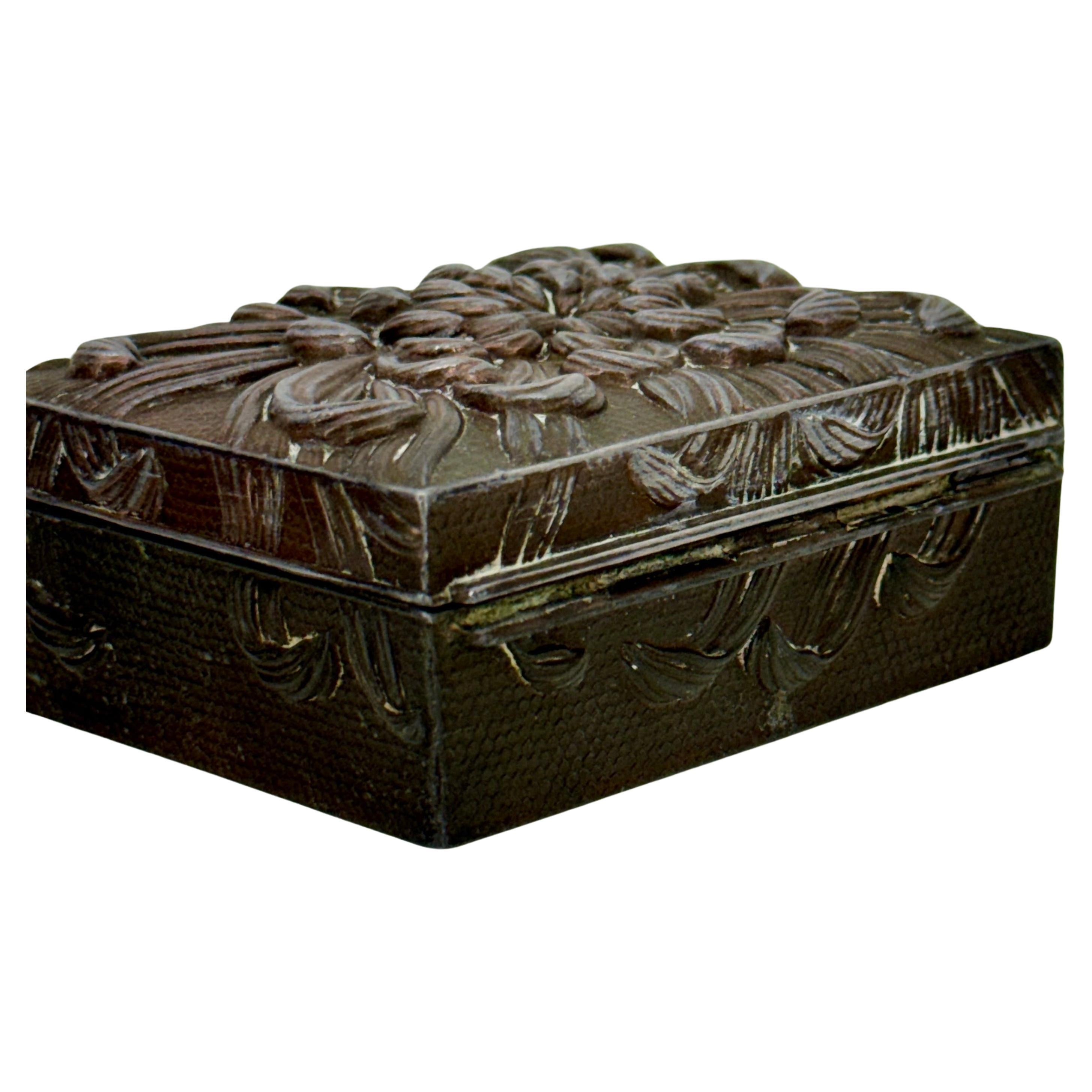 Art Deco Tobacco Cigarette Box in Pewter Wood Interior 1