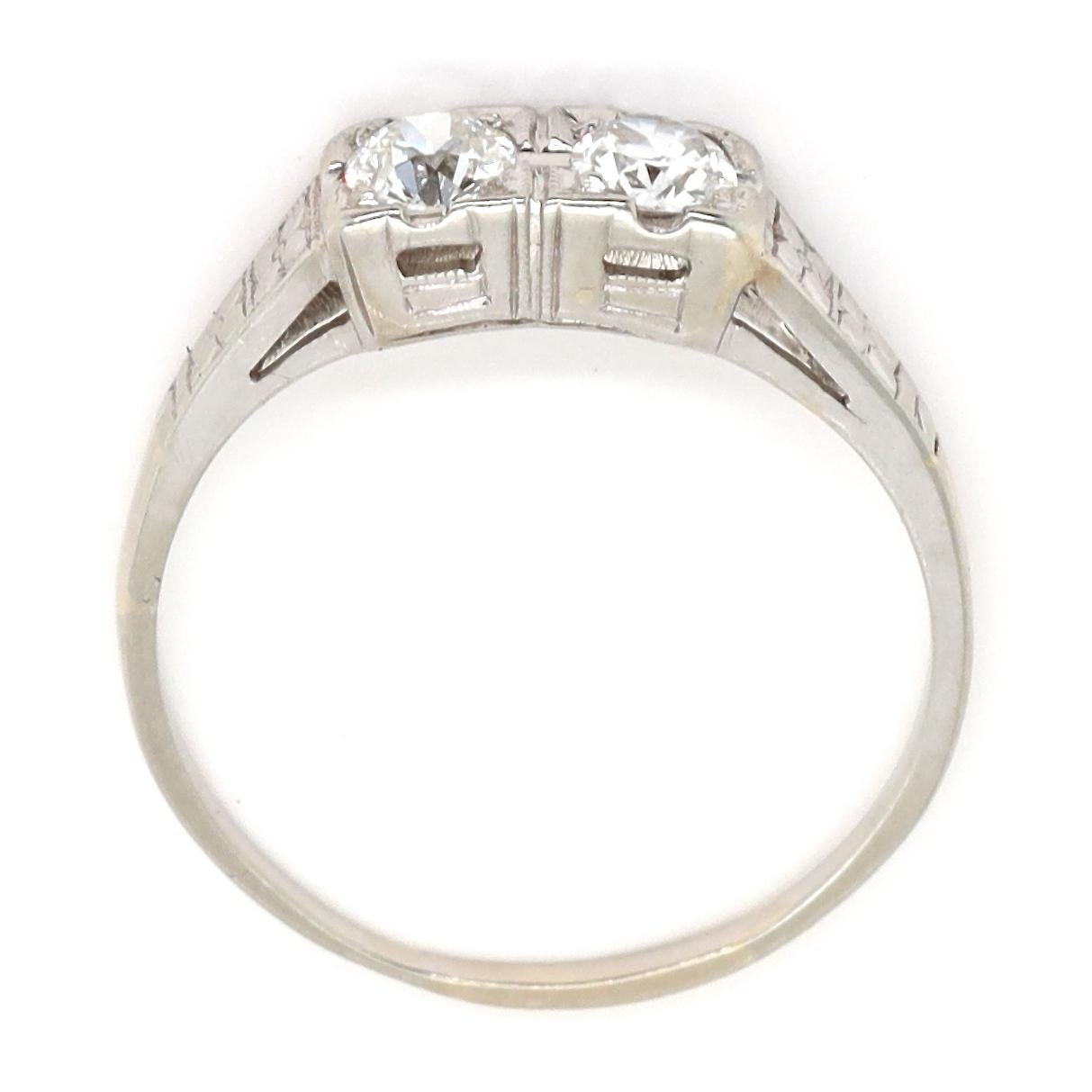 Women's Art Deco Toi et Moi Old European Cut Diamond Platinum Ring