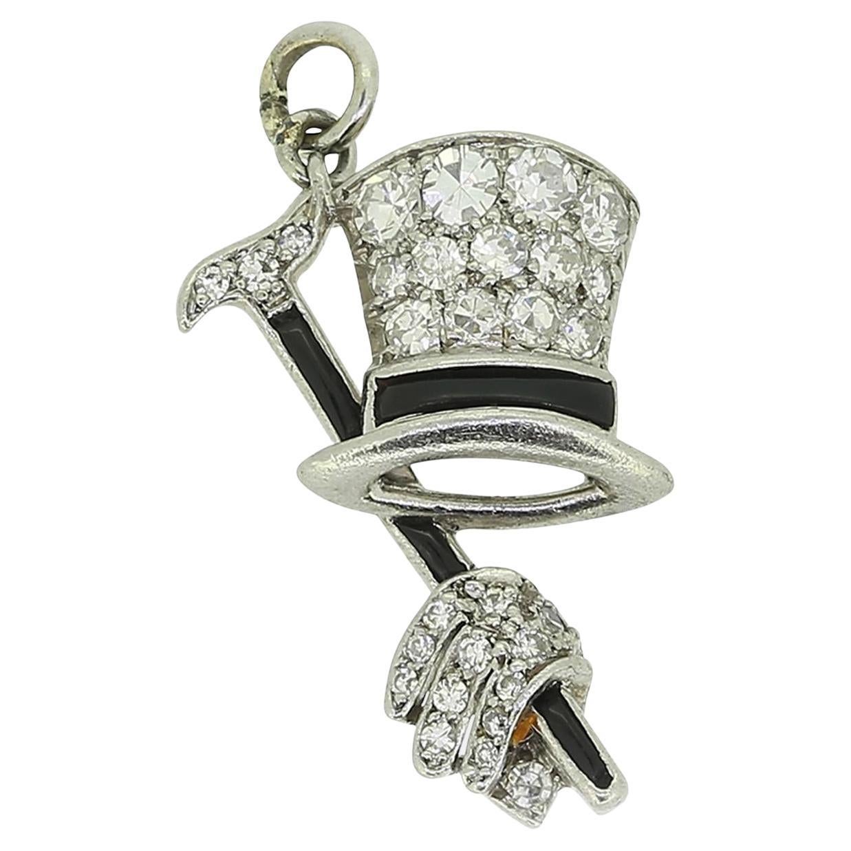 Ciondolo con cappello a cilindro e bastone in stile Art Deco in vendita