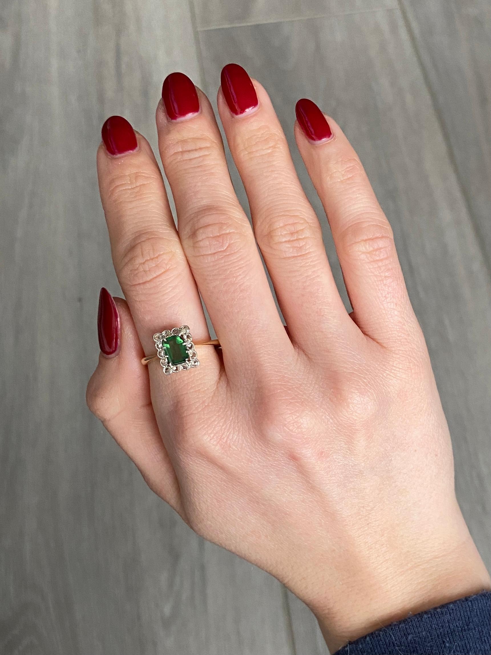 Bague grappe Art déco en or 18 carats avec tourmaline et diamants Pour femmes en vente