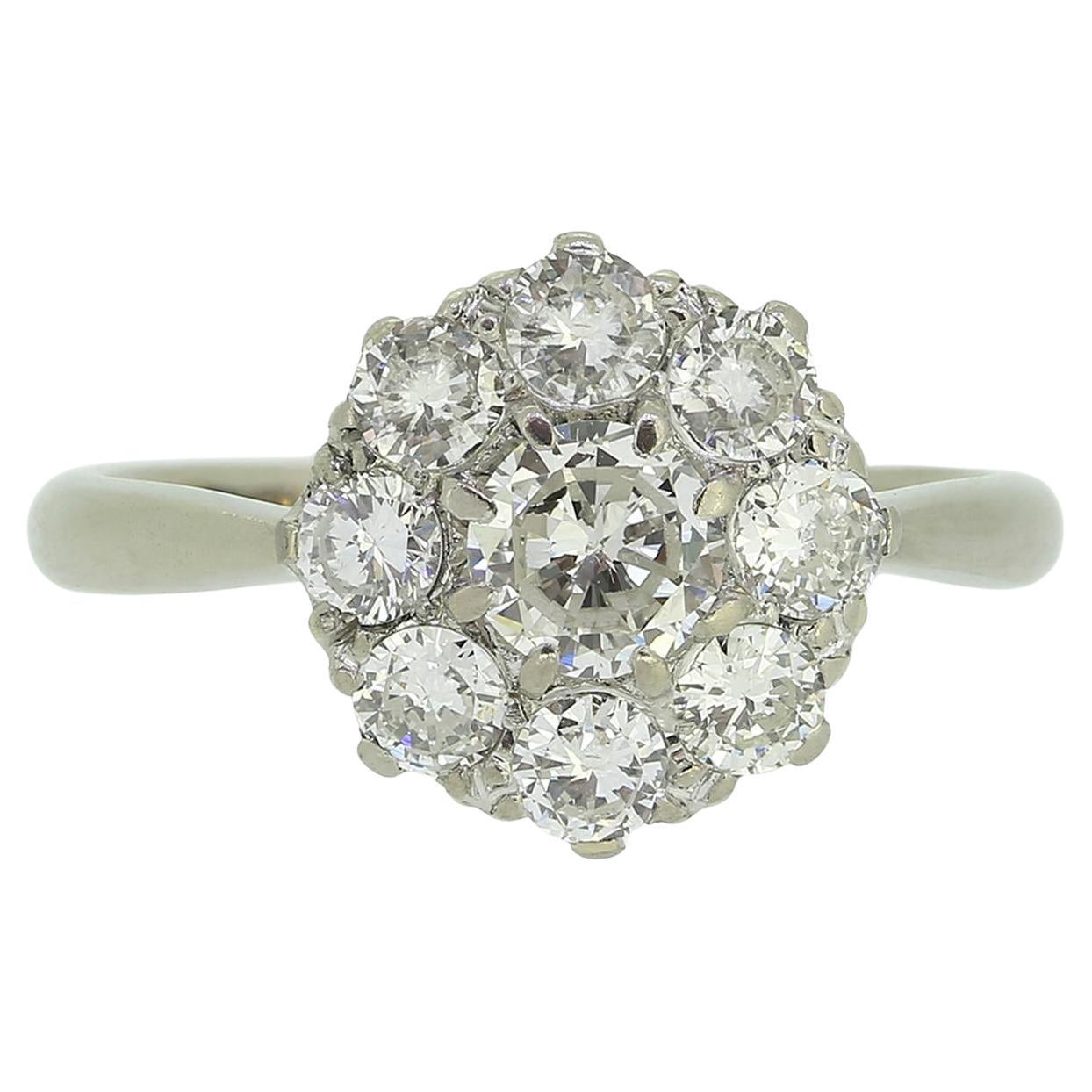 Anillo en racimo de diamantes de talla transicional Art Decó
