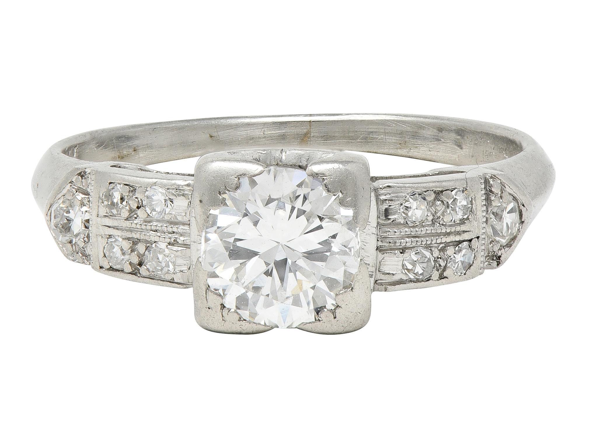 Art Deco Übergangsschliff Diamant Platin Vintage Arrow Verlobungsring im Angebot