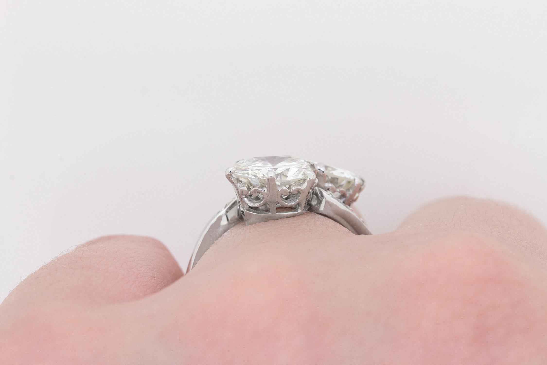 Women's or Men's Art Deco Transitional Cut Two-Stone Diamond Twist Ring, circa 1920s