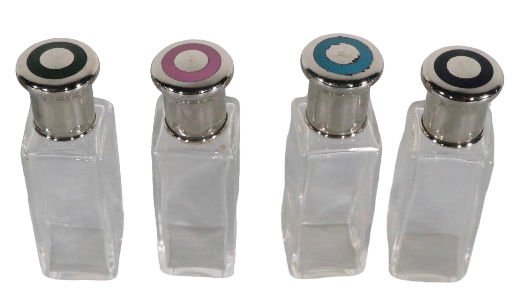 Boîte à flacons de parfum de toilette Art Déco de voyage avec bouteilles d'origine des années 1930 en vente 1