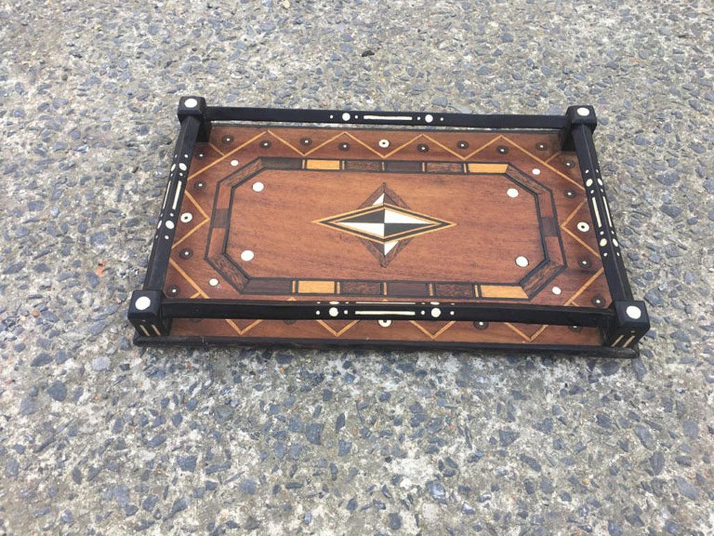 Art Deco tray in wood marquetry, circa 1930.