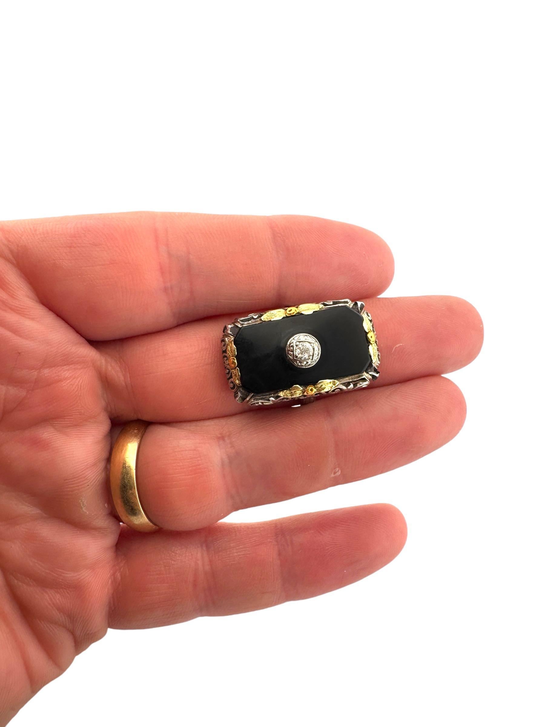 Art Deco TriGold Onyx & Diamond Cocktail Ring 18K For Sale 5