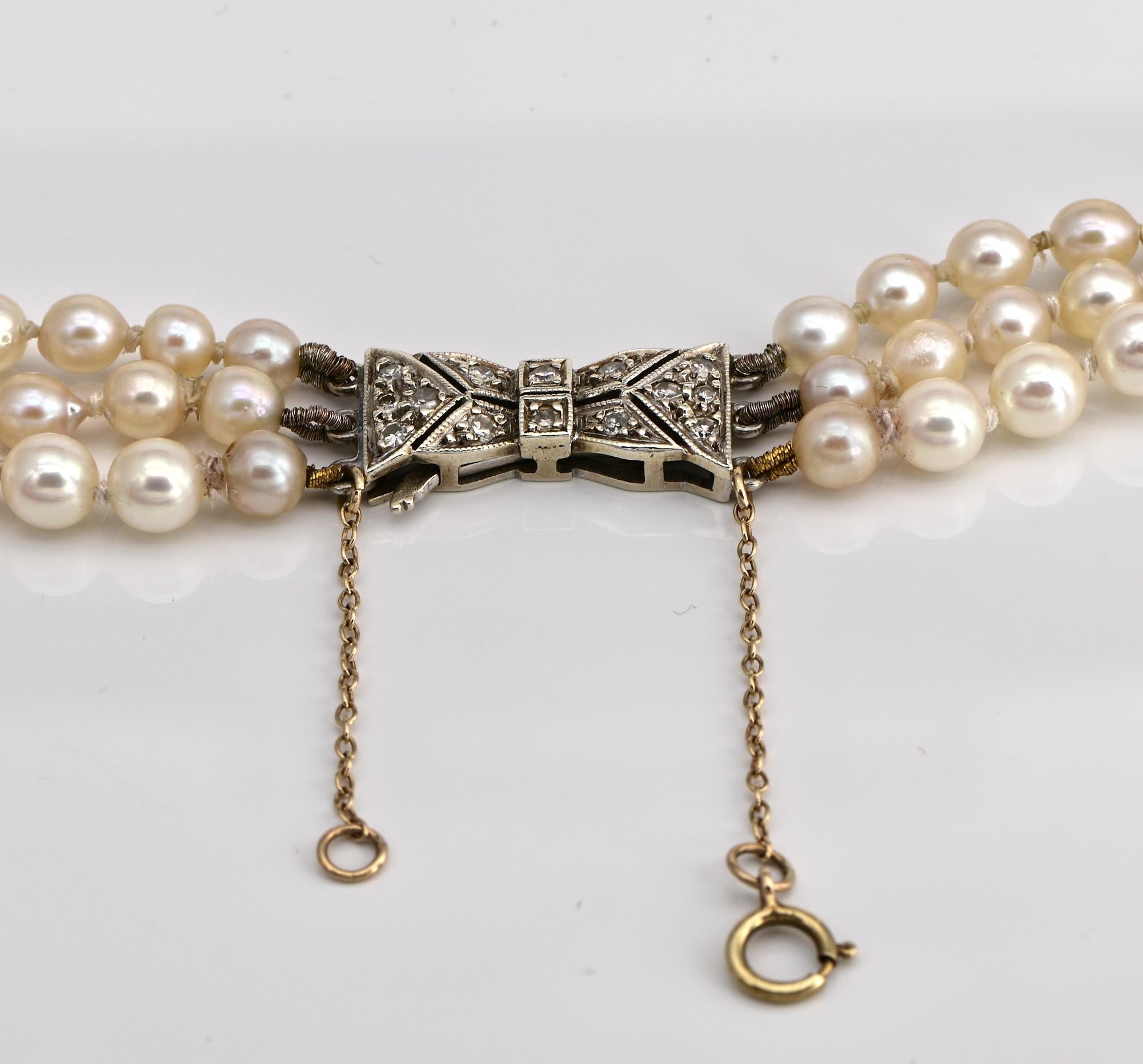 Art Deco Dreifach-Strang Zuchtperlen-Diamant-Halskette im Zustand „Gut“ im Angebot in Napoli, IT