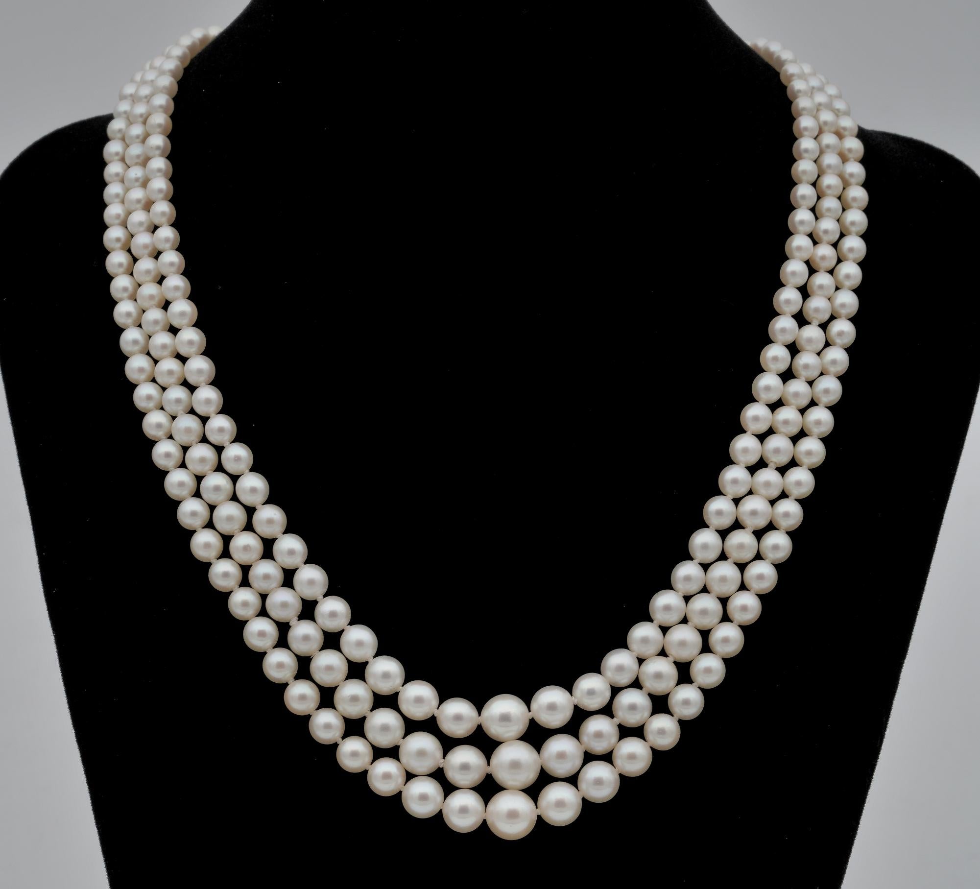 
An antique Art Deco period Diamond and Pearl Necklace of immense beauty a must to add at any collection. 1920 ca – comprising three strands of graduating pearls so sweet around the neck line – Pearls are cultured salt water graduating in size from