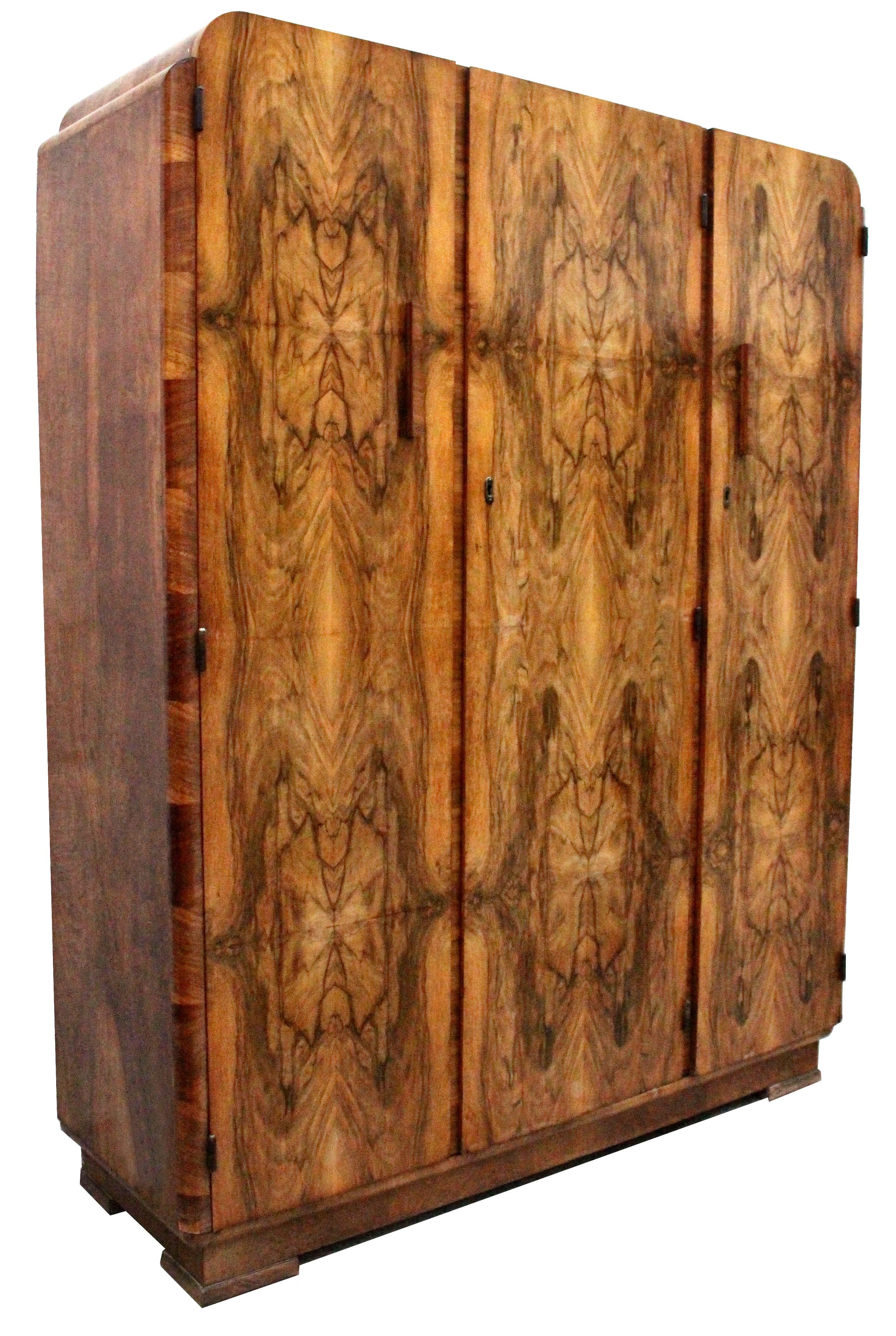 If you're looking for something spectacular for your bedroom without compromising quality and functionality then this Original Art Deco triple wardrobe might just be for you. We also have the matching double to this piece, please see our other