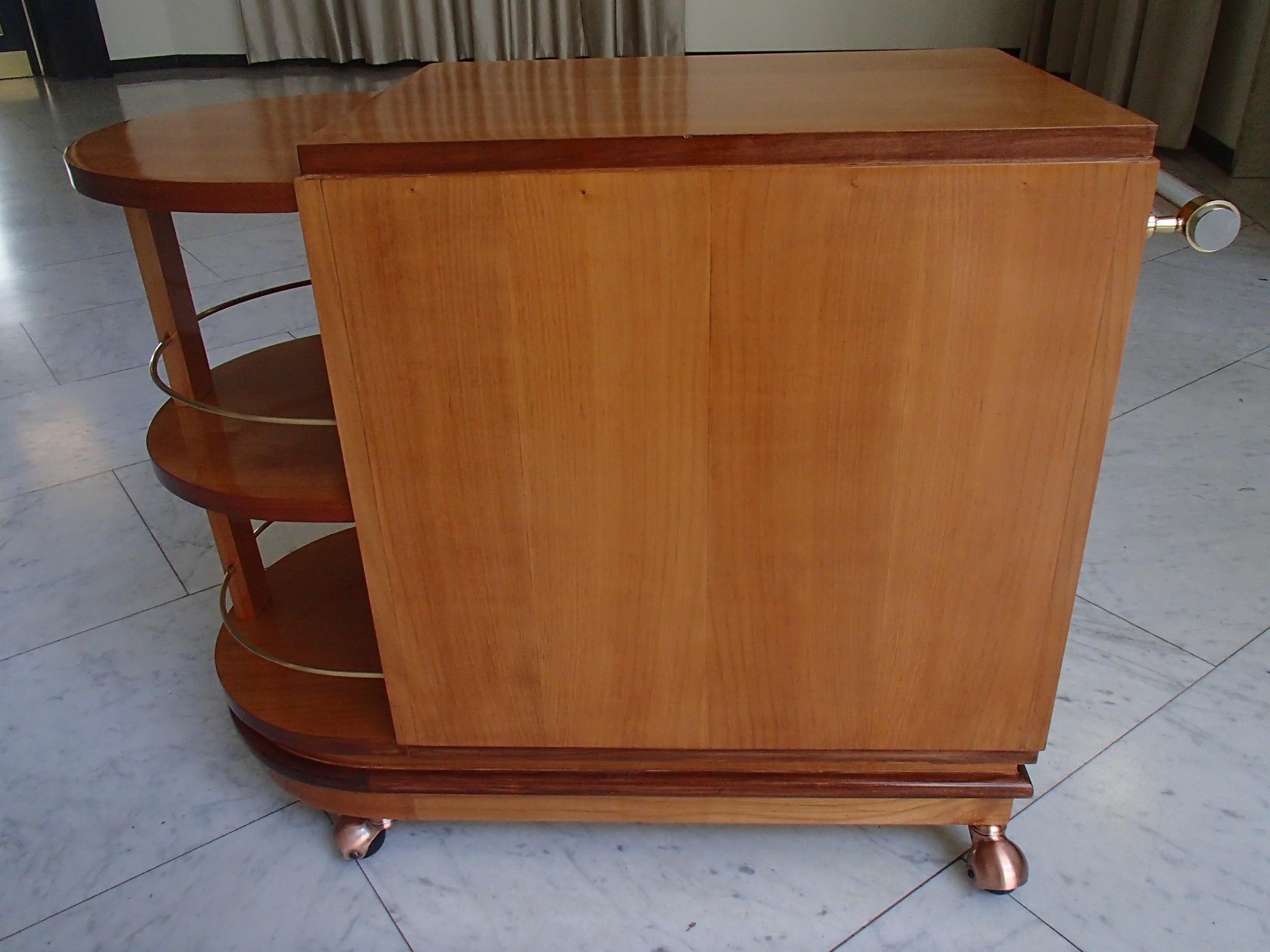 Art Deco Trolley Bar with 2 Doors and Bottle Compartment on Copper Wheels For Sale 5