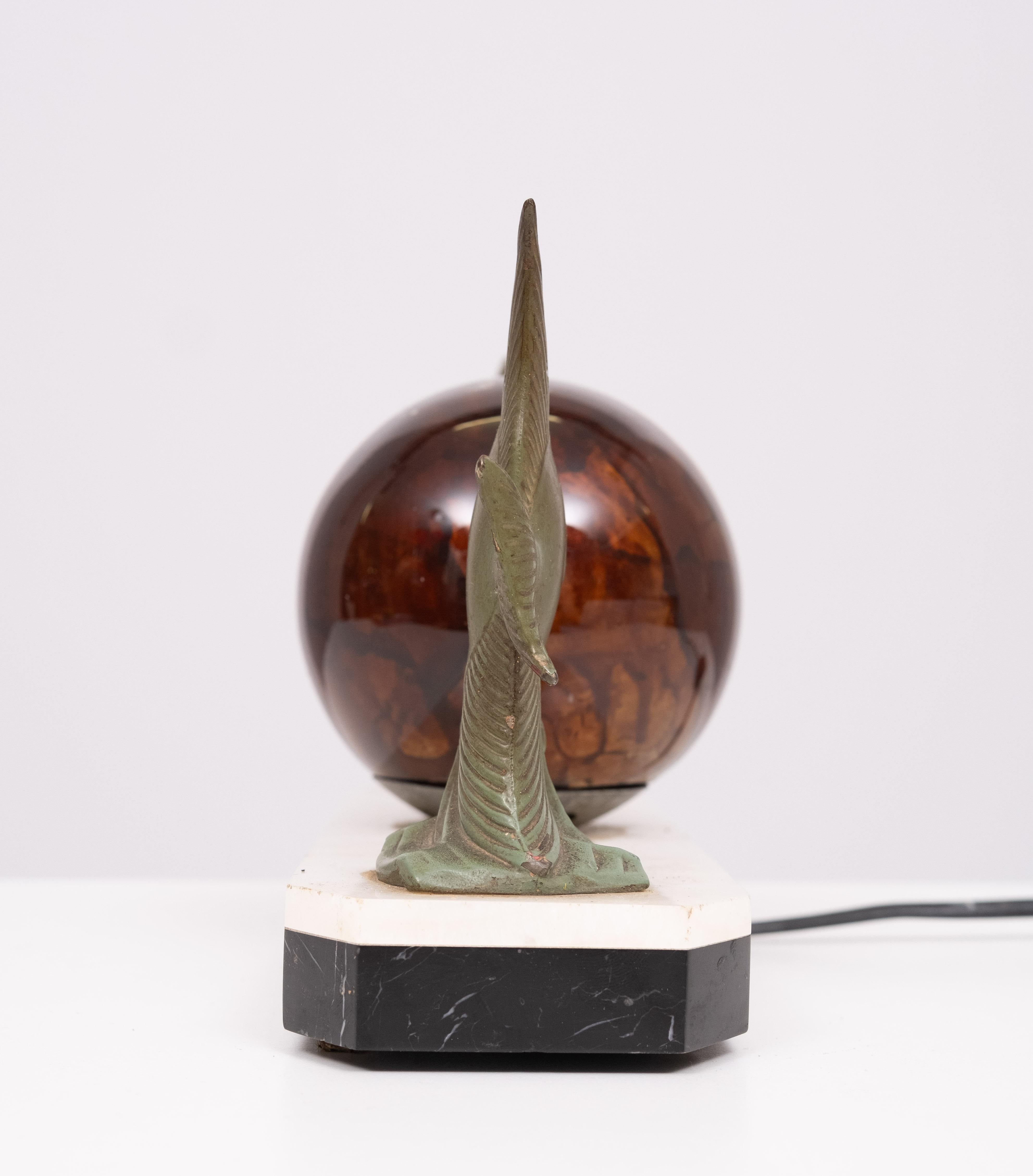 Art Deco Tropical Fish Lamp  1930s In Good Condition For Sale In Den Haag, NL
