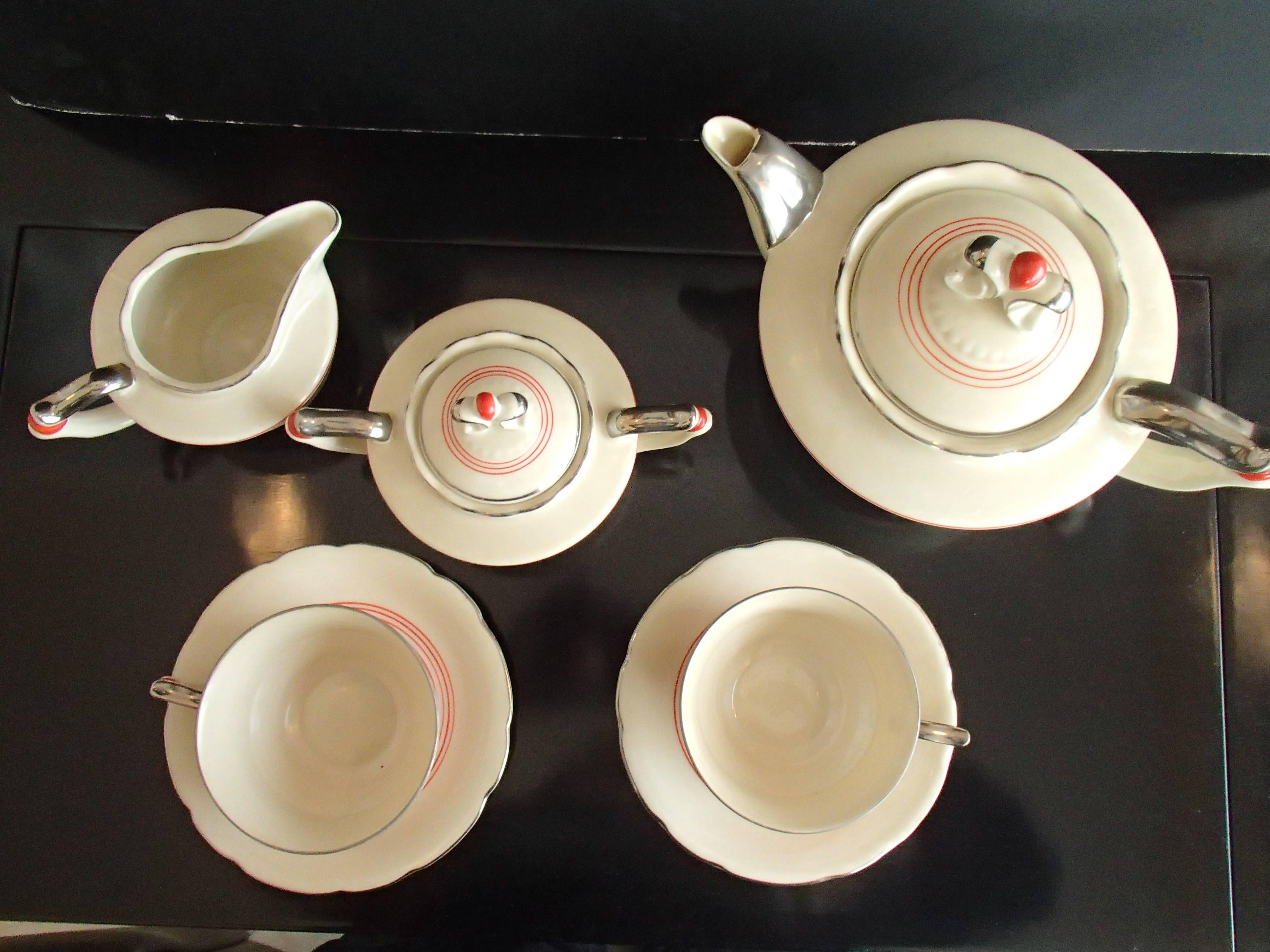 Porcelain Art Deco Tête-à-tête Tea Set Karlsbad Red Silver on Ivory