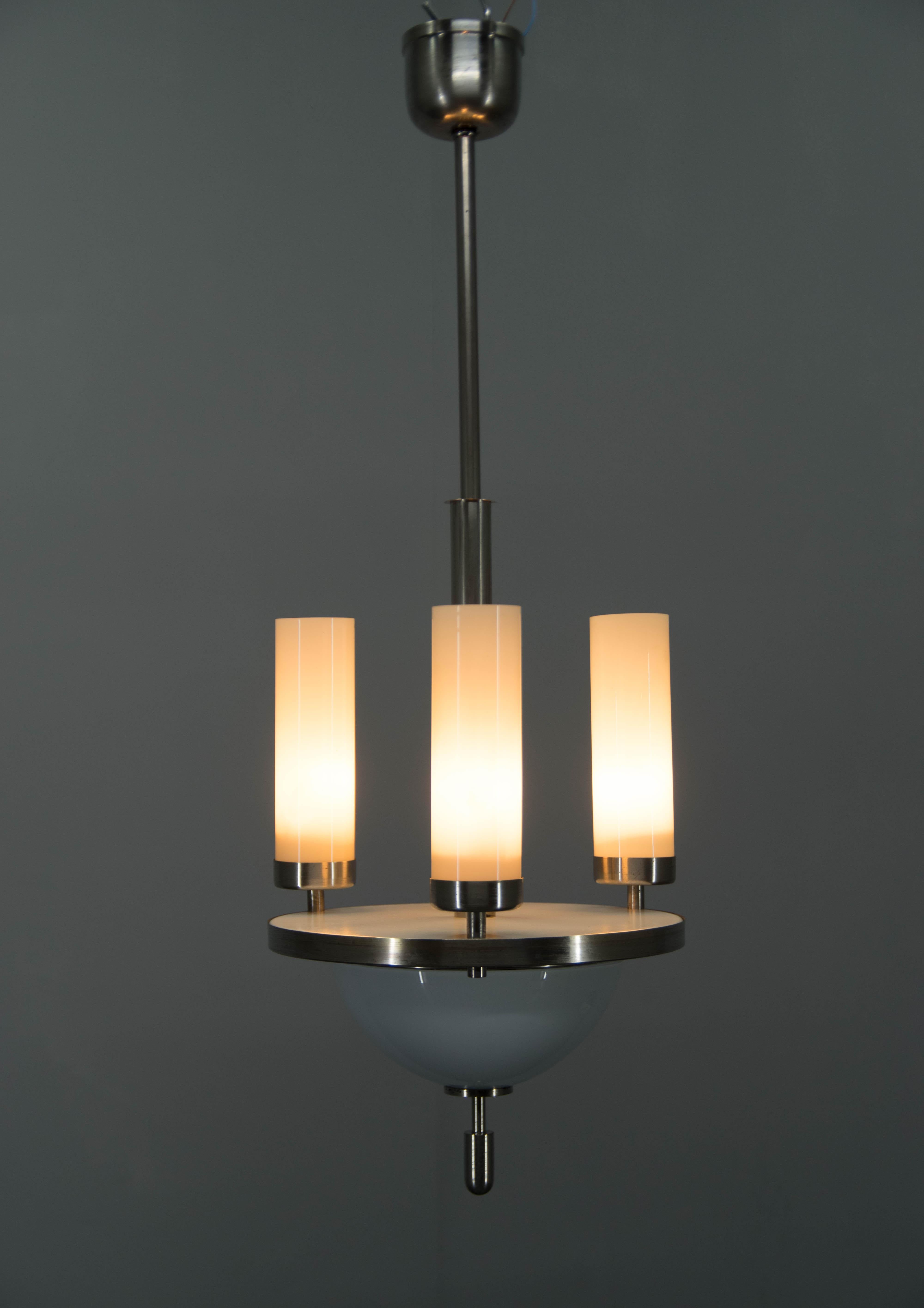 Lustre Art Déco en nickel nickelé tubulaire, années 1920, restauré en vente 2