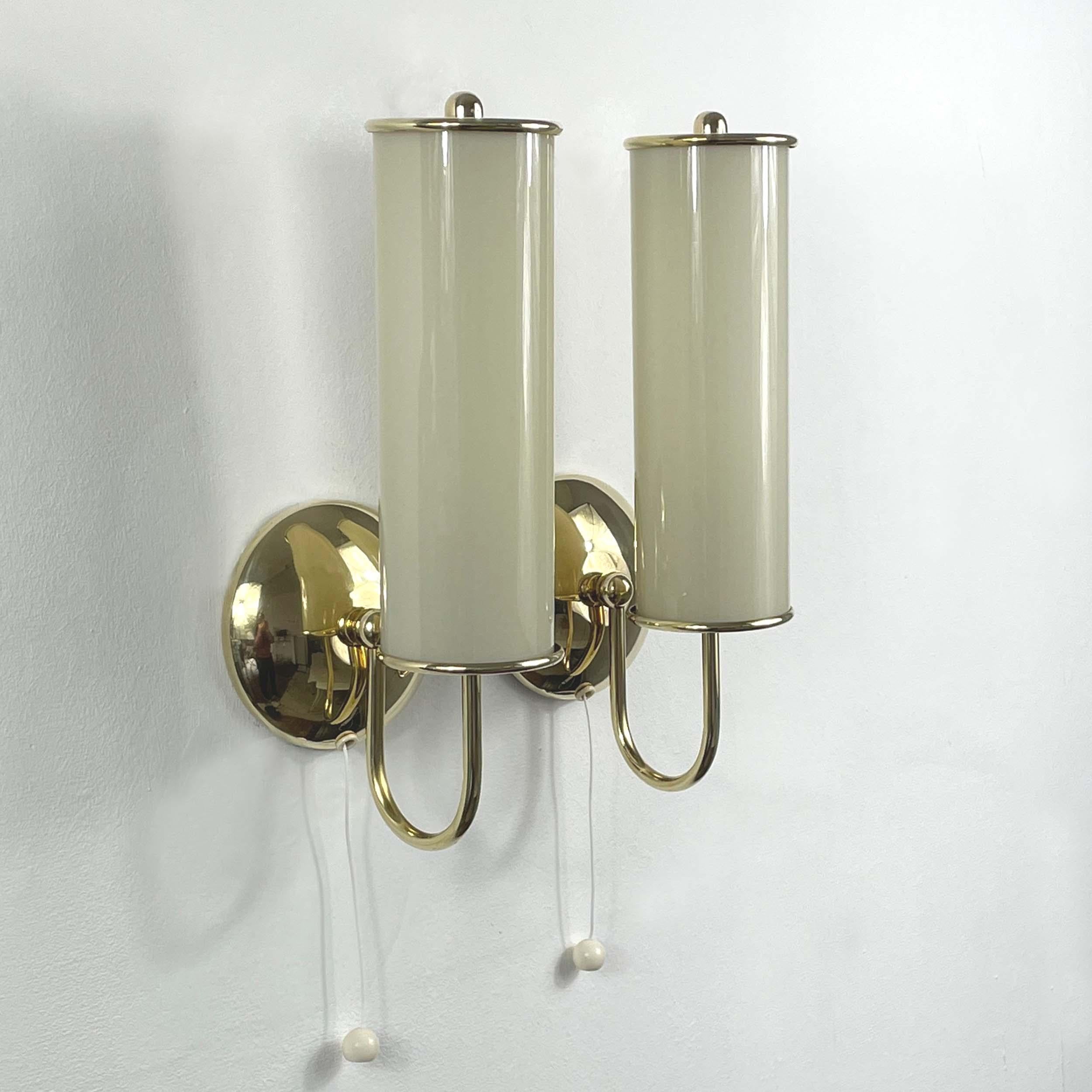 Art Deco Tubular Opaline Glass & Brass Sconces, Germany 1930s In Good Condition For Sale In NUEMBRECHT, NRW