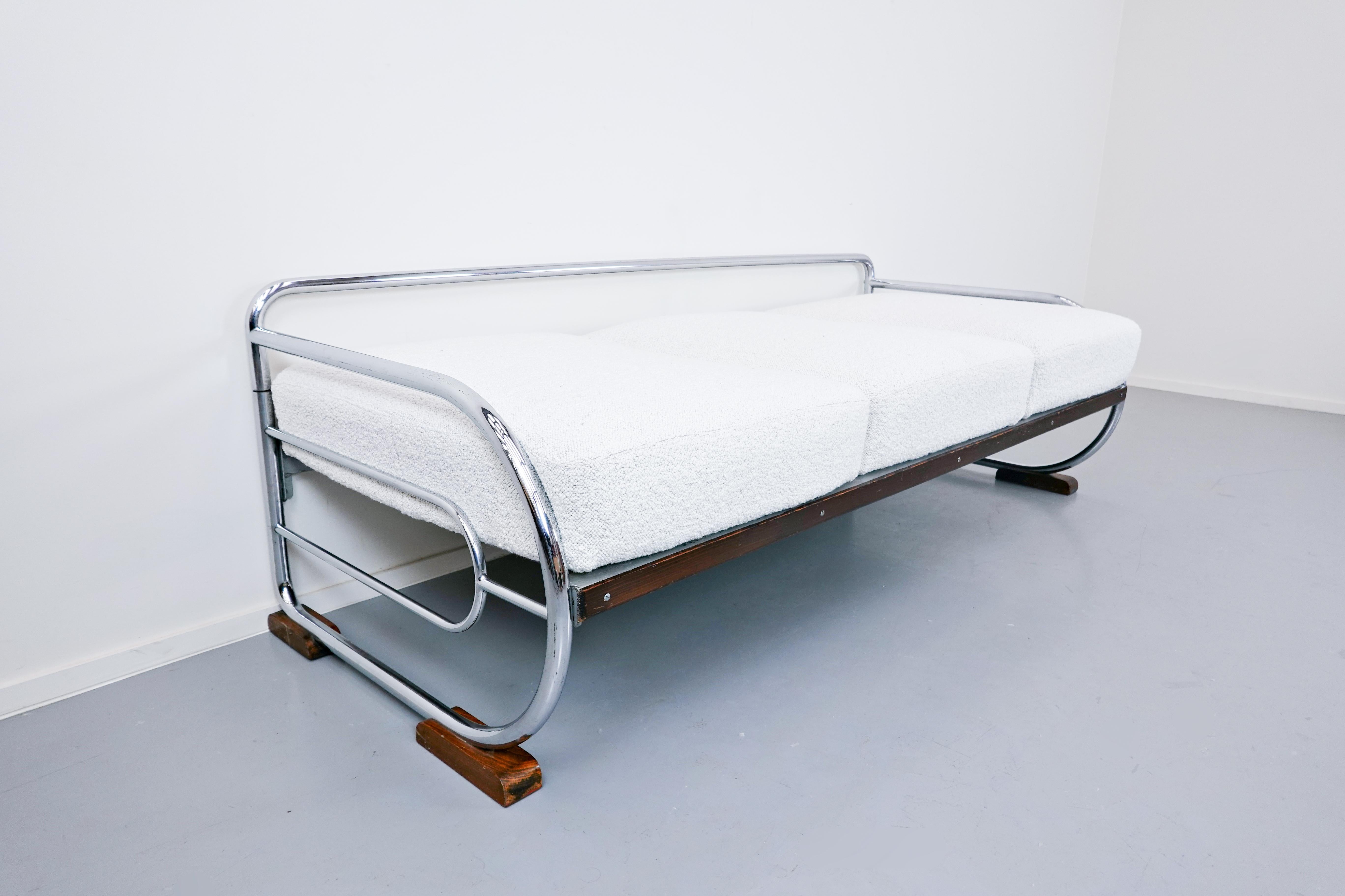 Art Deco Tubular Steel Sofa from Hynek Gottwald, 1930s In Good Condition In Brussels, BE
