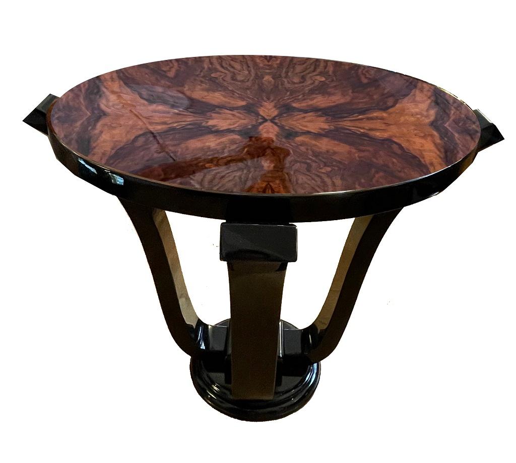 Table Tulipe Art Déco Bon état - En vente à Wiesbaden, DE