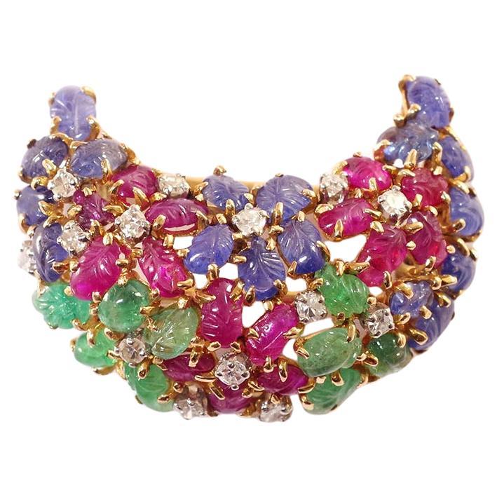 Art Deco Tutti Frutti clip brooch in platinum and gold, crescent moon