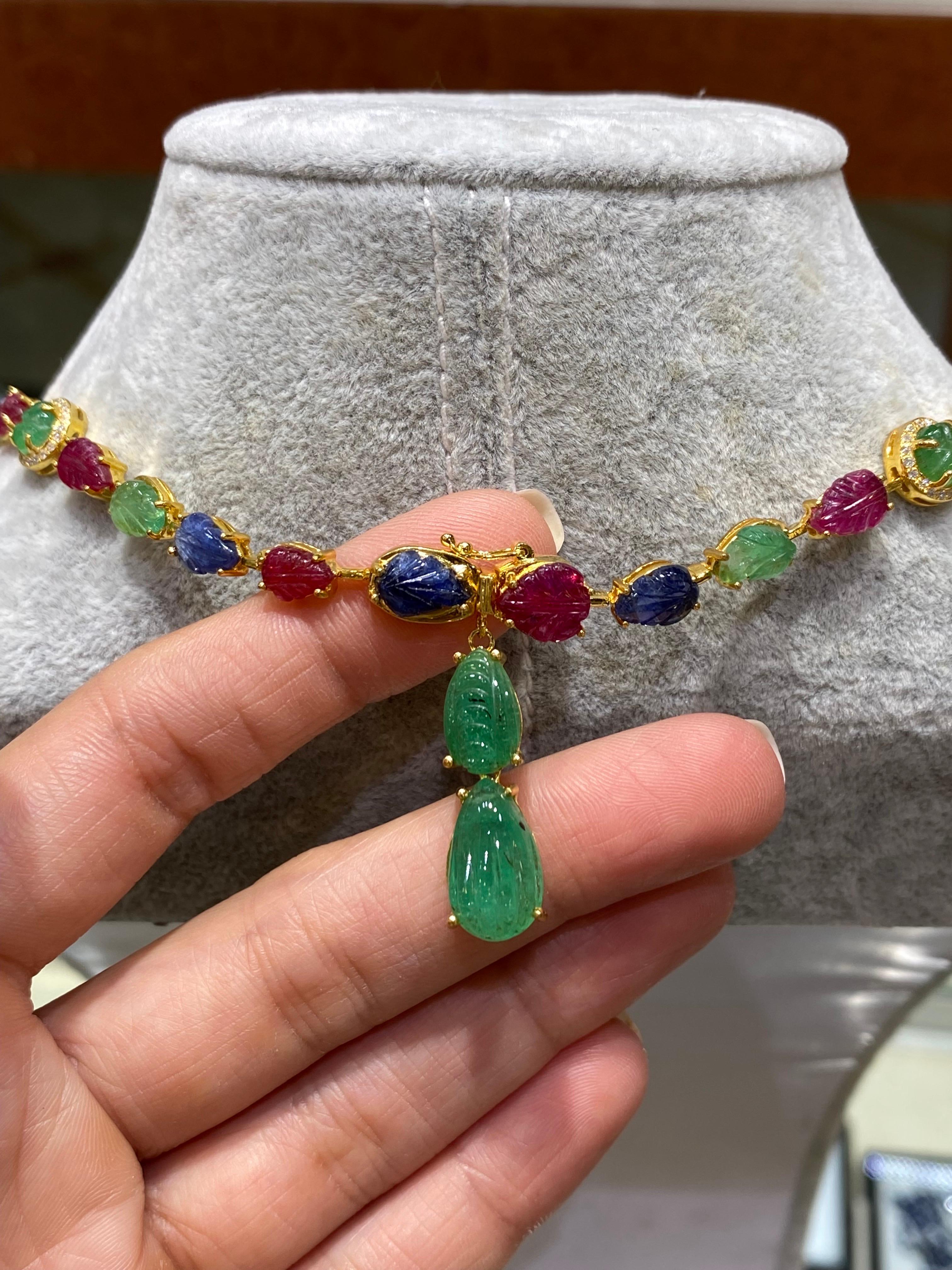 Art-Deco Style Tutti Frutti Emerald, Sapphire and Ruby and Diamond Necklace For Sale 3