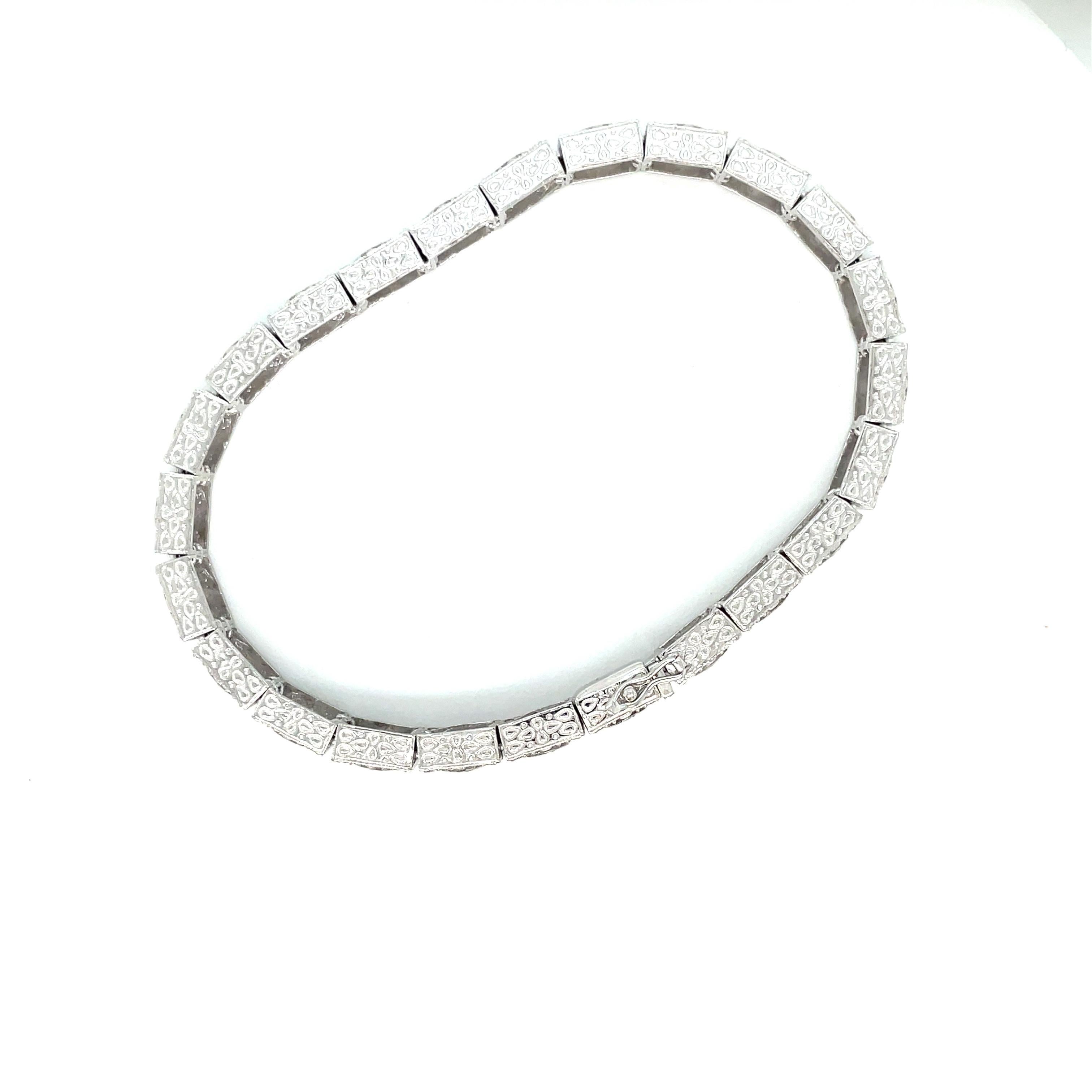 Bracelet tennis Art déco TWC en platine gravé et diamants de 4,30 carats Excellent état - En vente à Napoli, Italy