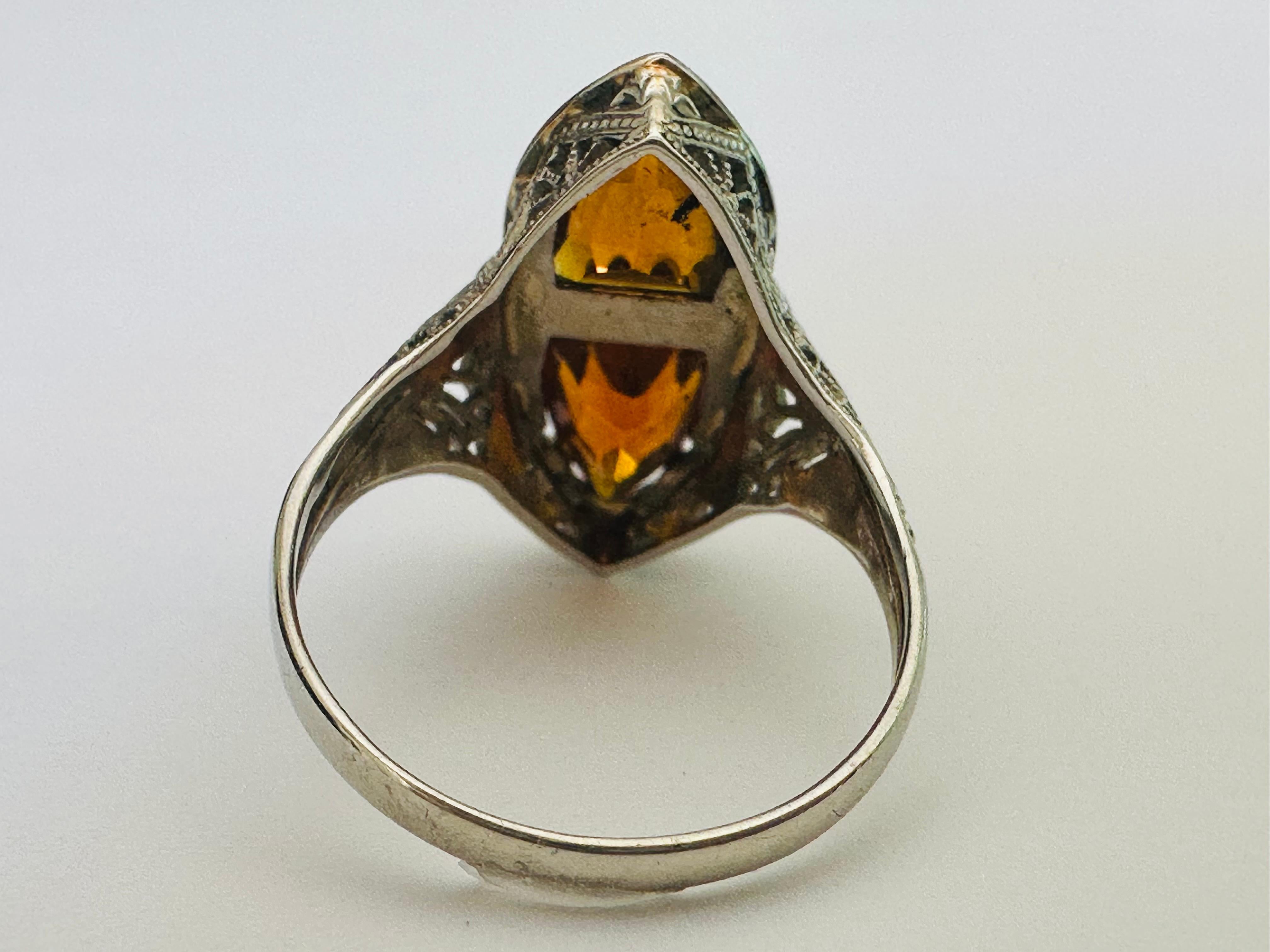 Bague cocktail art déco à deux citrines orange naturelles et filigrane Bon état - En vente à Denver, CO