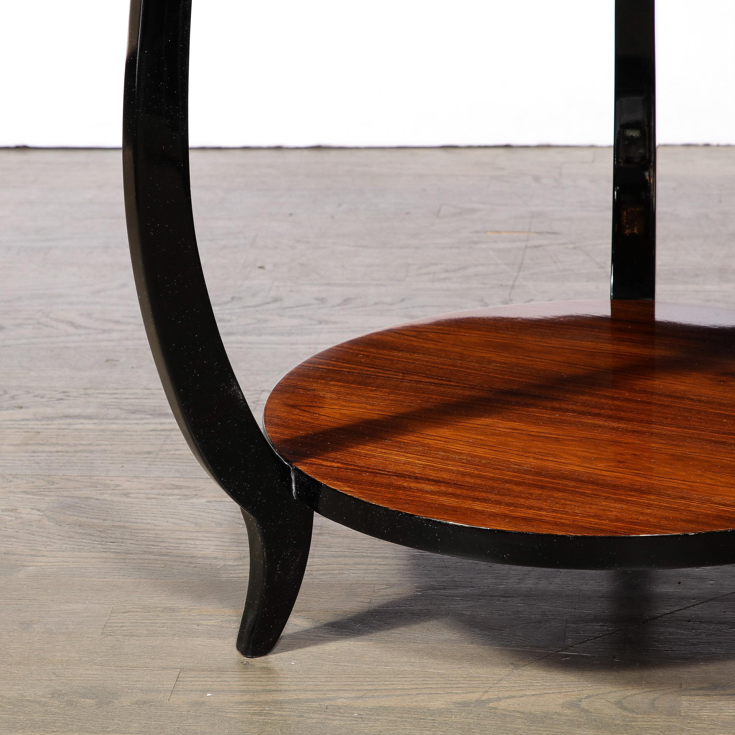 Zweistöckiger Gueridon-Tisch im Art déco-Stil aus Nussbaumholz und schwarzem Lack  im Zustand „Hervorragend“ im Angebot in New York, NY