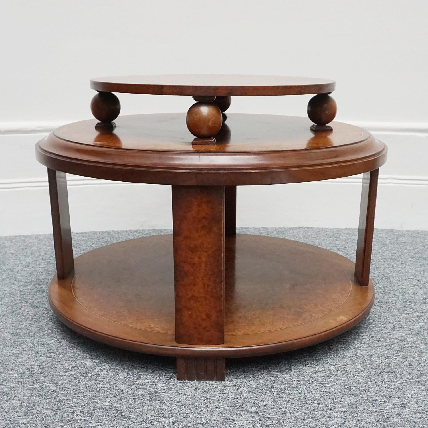 Art Deco Two-Tiered Centre/Coffee Table in Burr and Figured Walnut, Circa 1935 In Good Condition For Sale In Forest Row, East Sussex