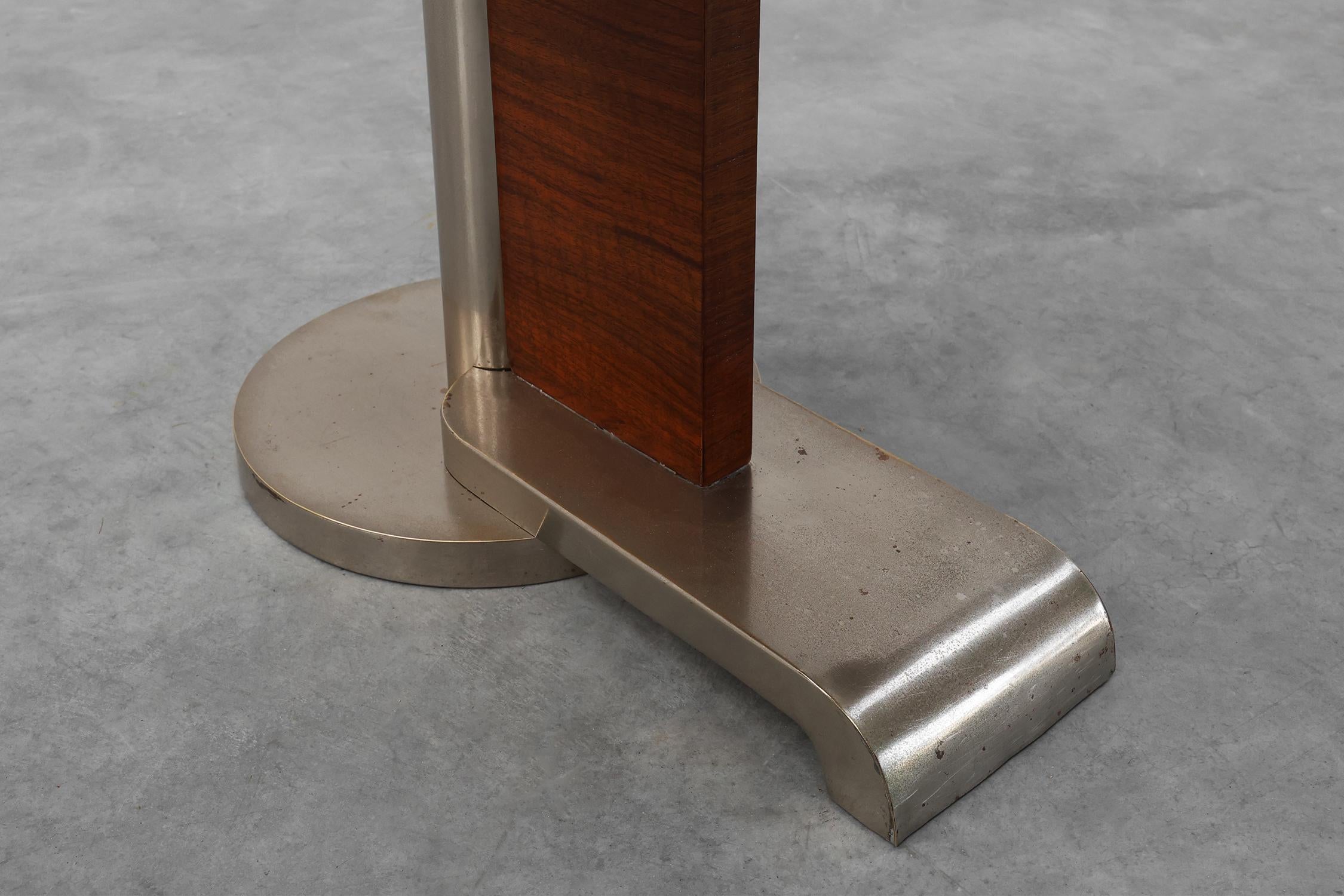 Tavolino modernista Art Déco a due piani, Francia, 1925 ca. 1925 in vendita 5